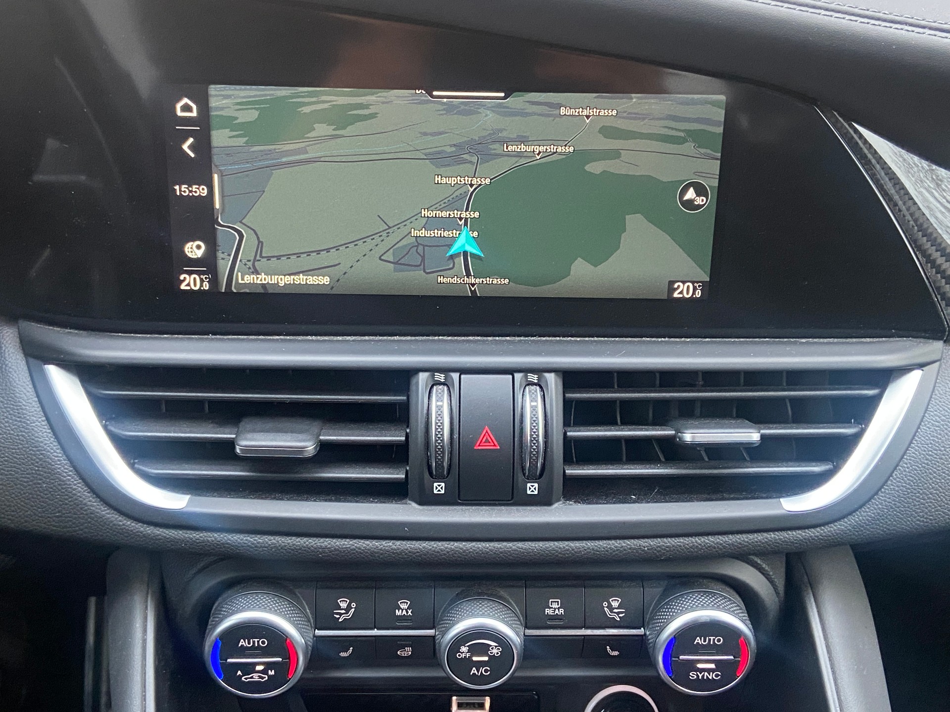 ALFA ROMEO Giulia 2.0 Veloce TI Carbon Q4 Automatic-image-11