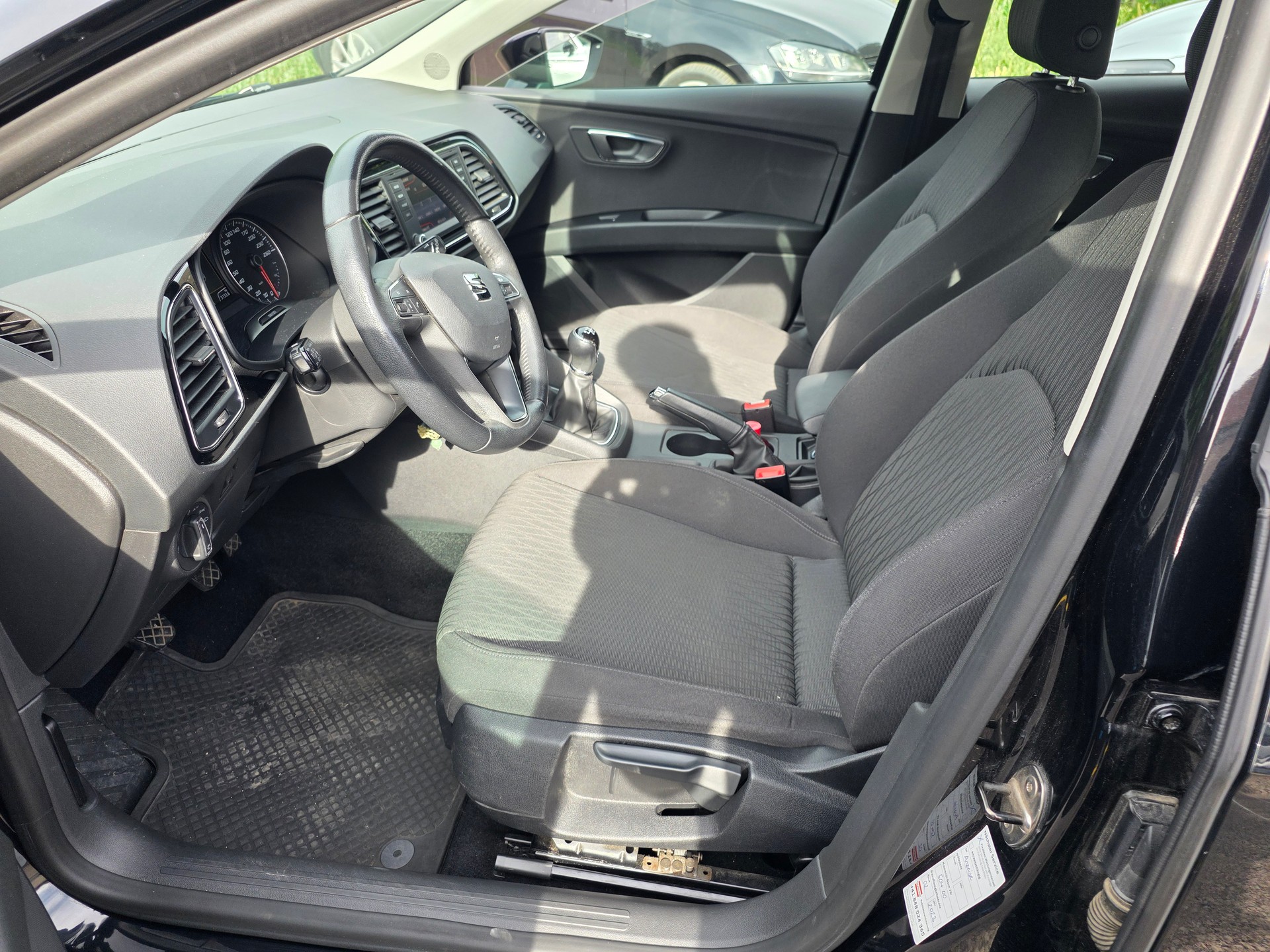 SEAT Leon 1.2i-image-9