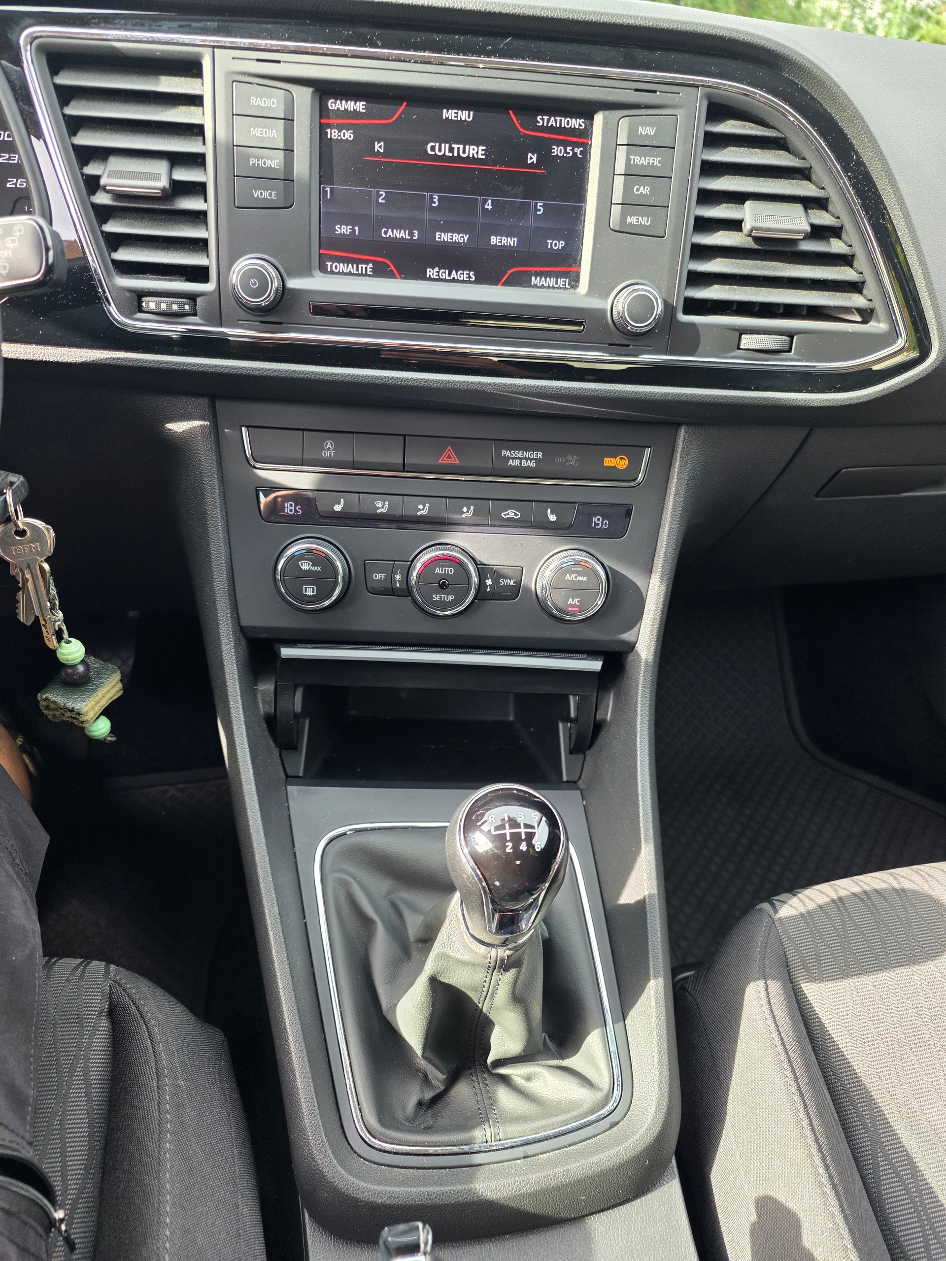 SEAT Leon 1.2i-image-10