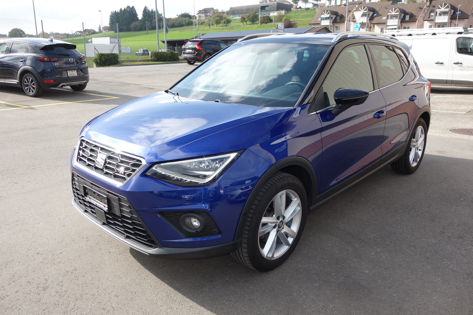 SEAT Arona 1.5 Eco TSI Hola FR DSG-image-2