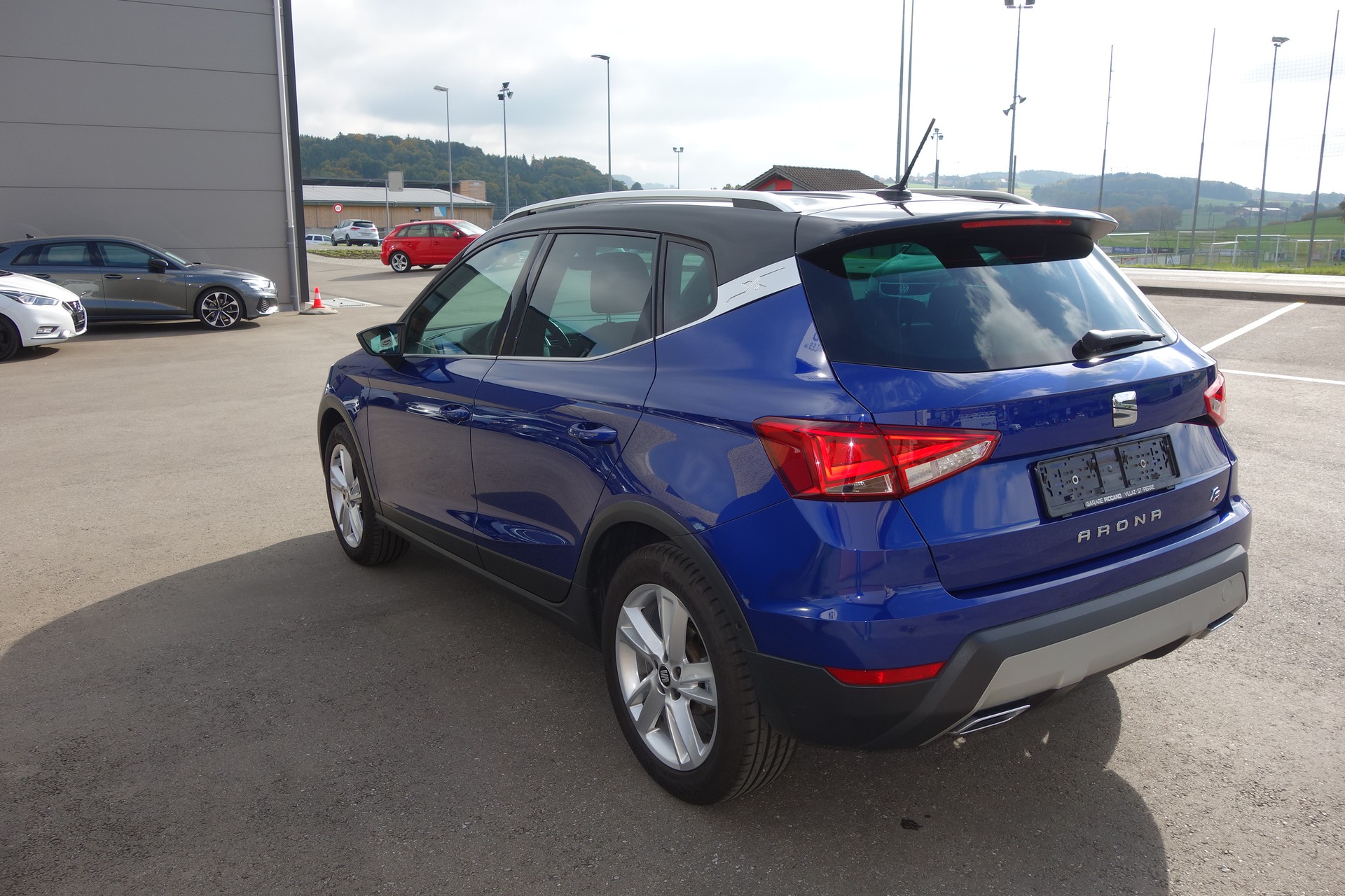 SEAT Arona 1.5 Eco TSI Hola FR DSG-image-3