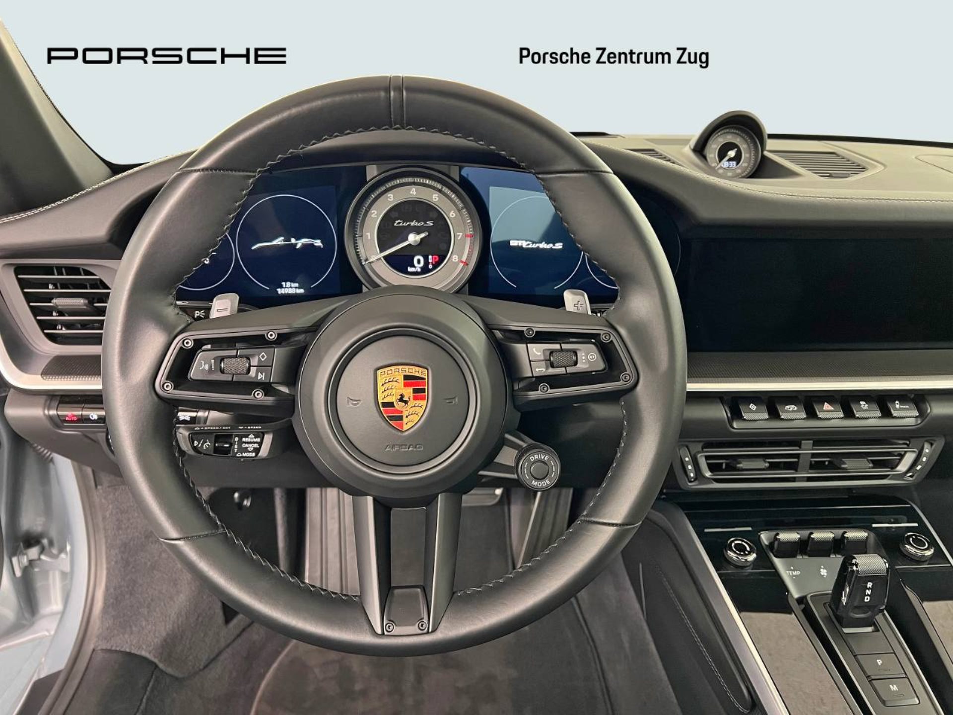 PORSCHE 911 Turbo S Cabriolet-image-16