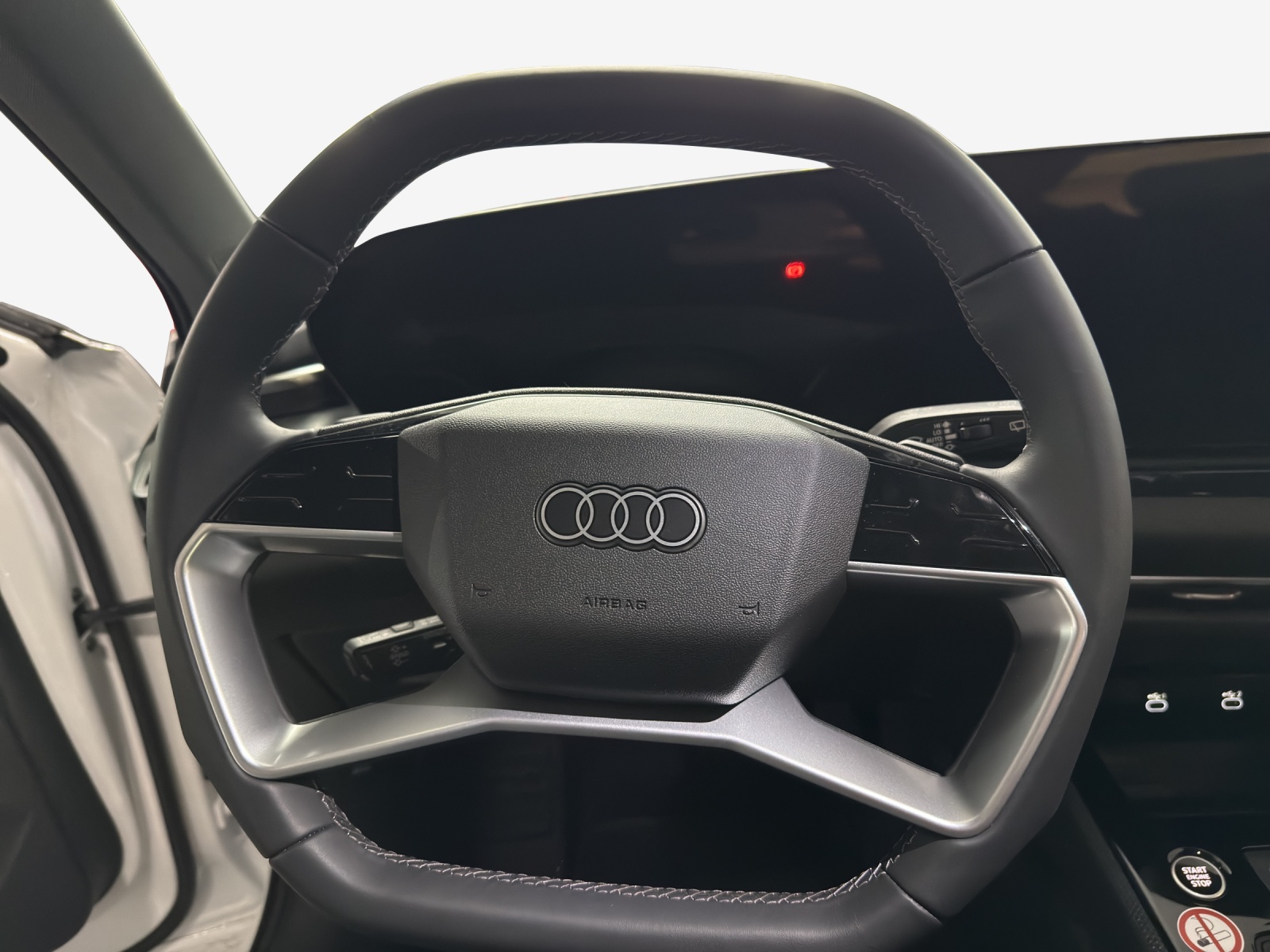 AUDI A5 Avant TDI quattro 150 kW Attraction S tronic-image-8