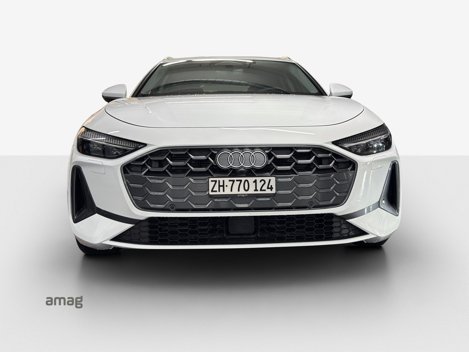AUDI A5 Avant TDI quattro 150 kW Attraction S tronic-image-5