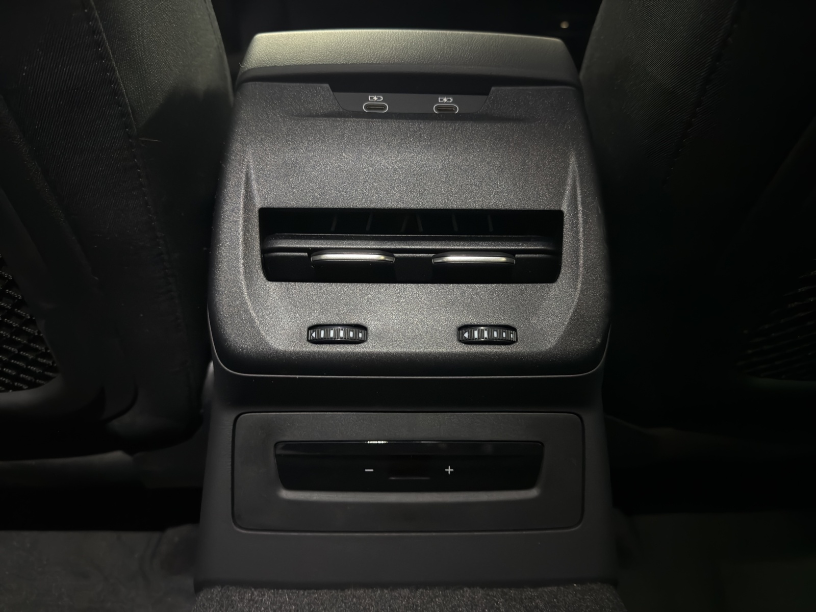 AUDI A5 Avant TDI quattro 150 kW Attraction S tronic-image-9