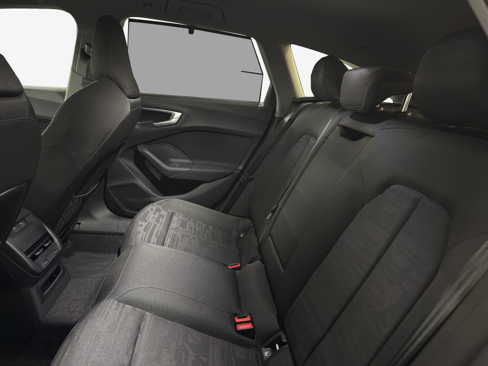 AUDI A5 Avant TDI quattro 150 kW Attraction S tronic-image-10