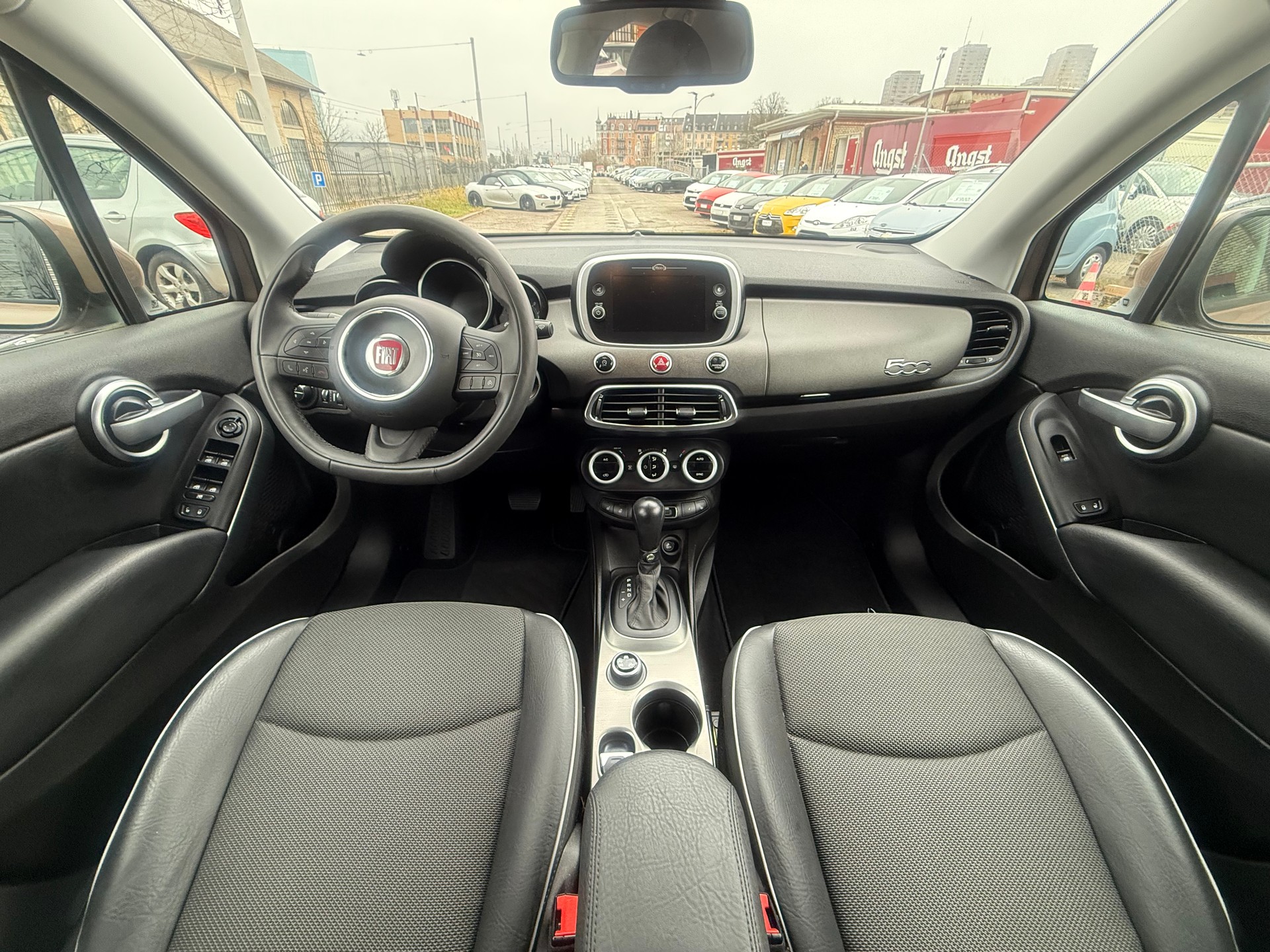 FIAT 500X 1.4T Cross 4x4 Automatic-image-9