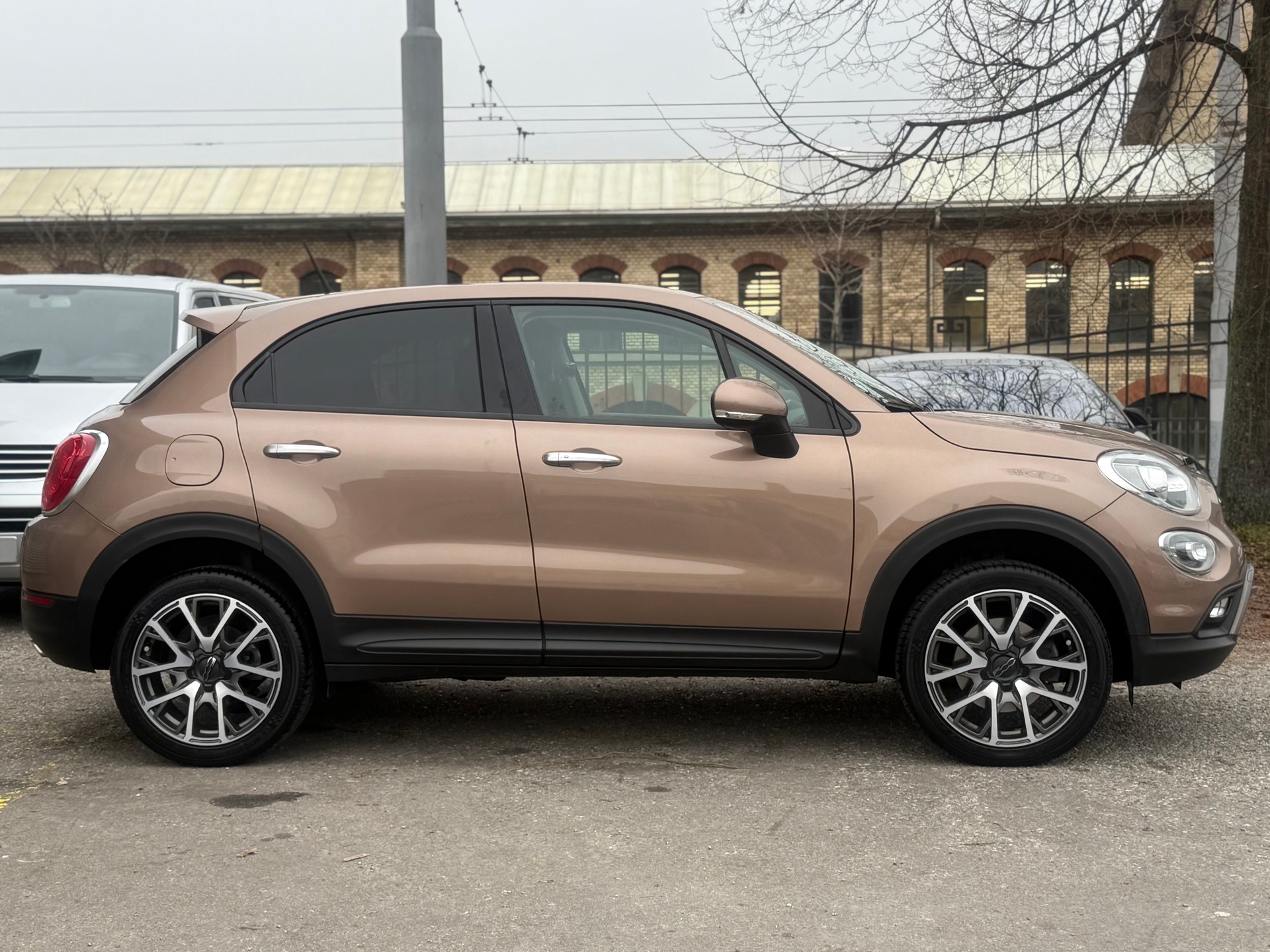 FIAT 500X 1.4T Cross 4x4 Automatic-image-3