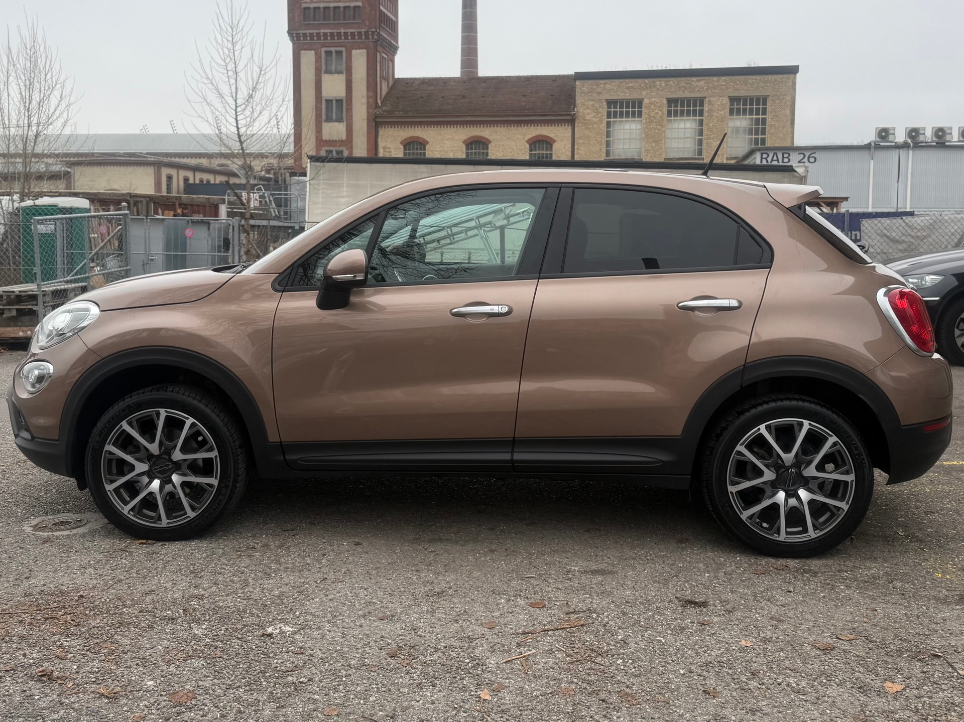 FIAT 500X 1.4T Cross 4x4 Automatic-image-4