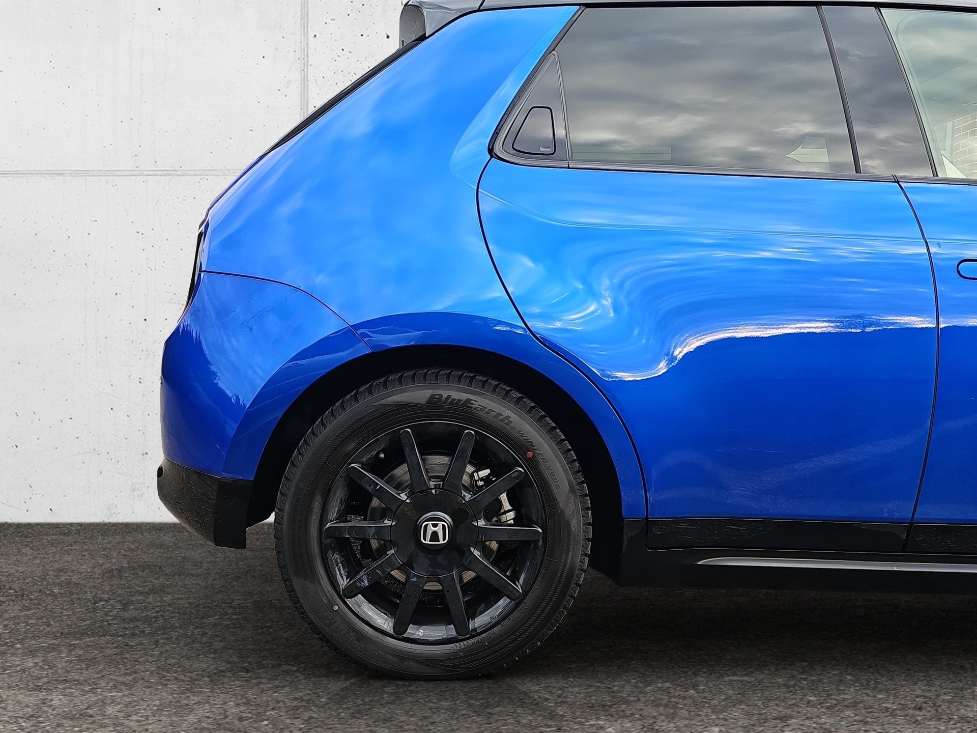 HONDA e-image-8