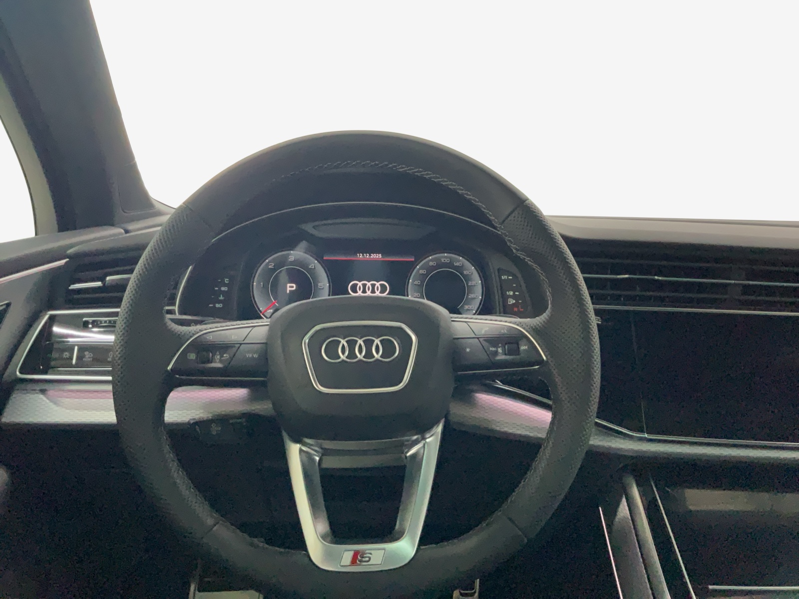 AUDI Q7 SUV TDI quattro 210 kW S Line tiptronic-image-9