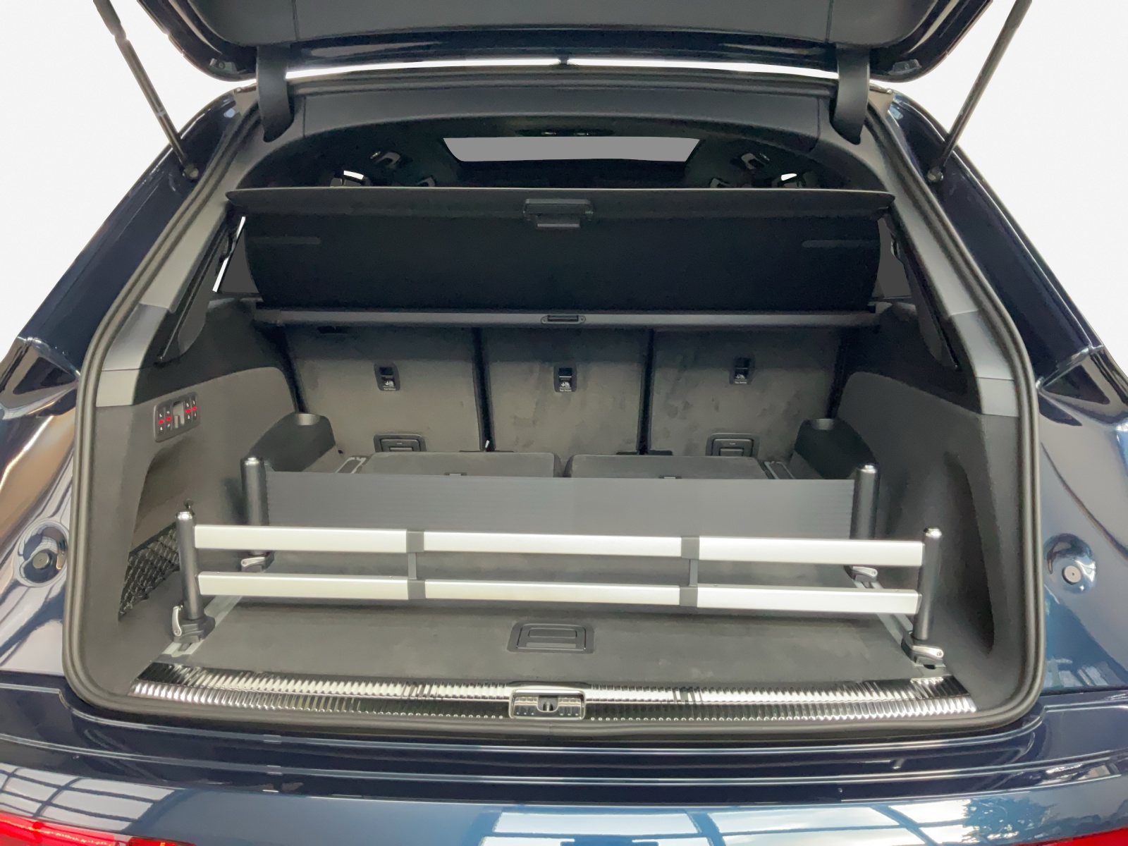 AUDI Q7 SUV TDI quattro 210 kW S Line tiptronic-image-12