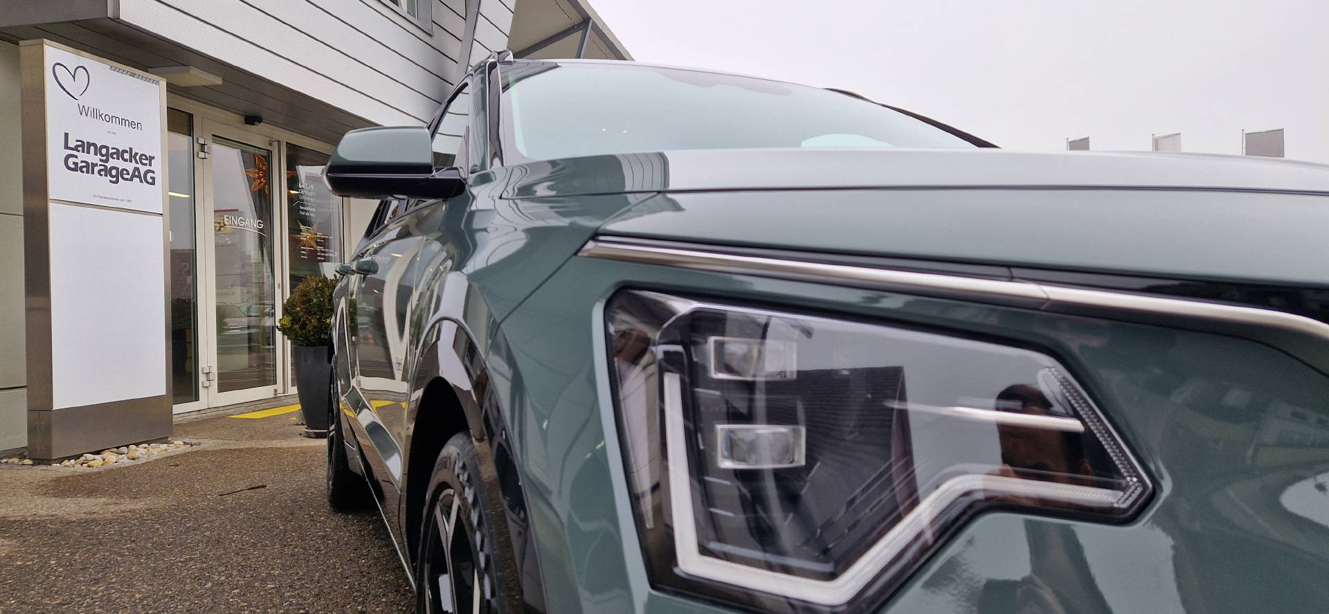 KIA Niro 1.6 GDi Plug-in Hybrid Style+-image-15