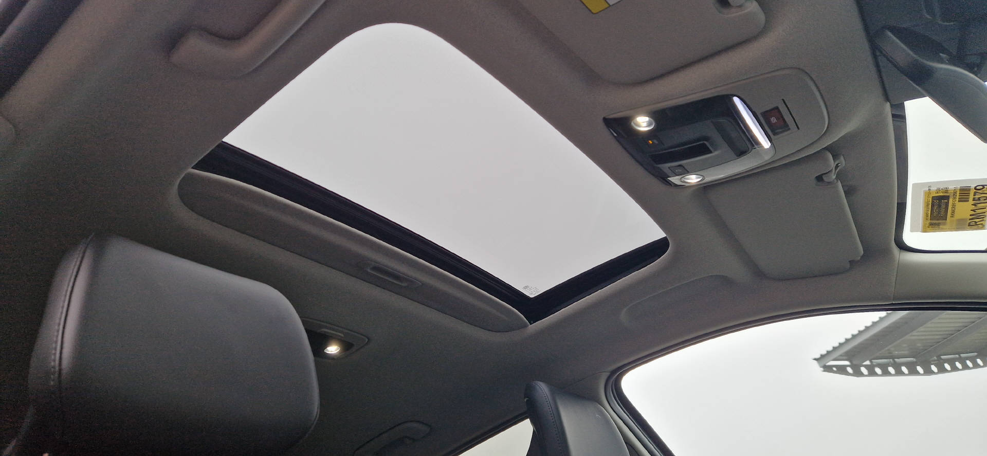 KIA Niro 1.6 GDi Plug-in Hybrid Style+-image-13