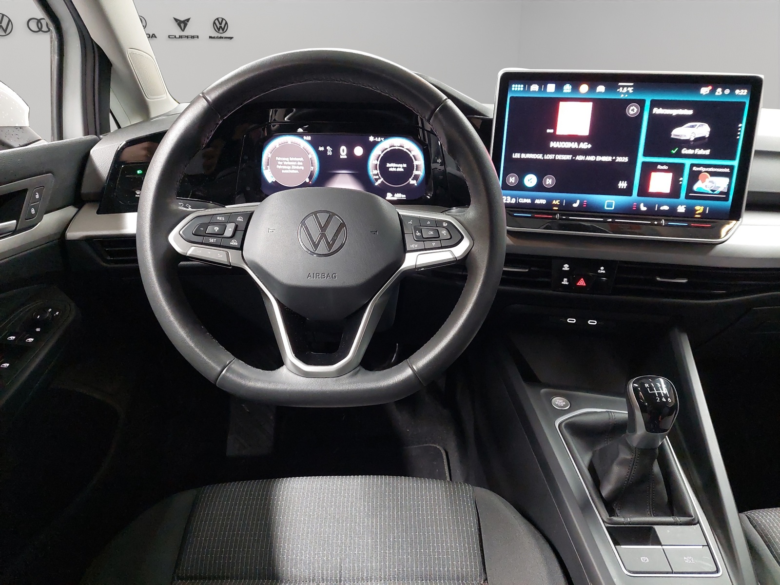 VW Golf 1.5 TSI Basis-image-6