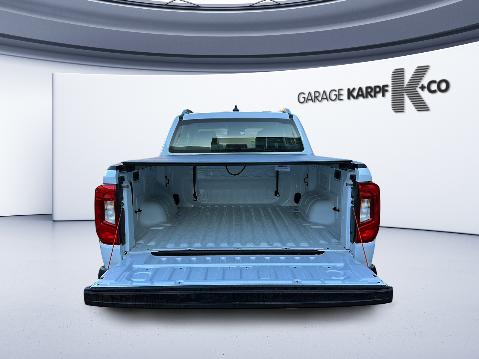 VW Amarok 2.0TDI Basic-image-13