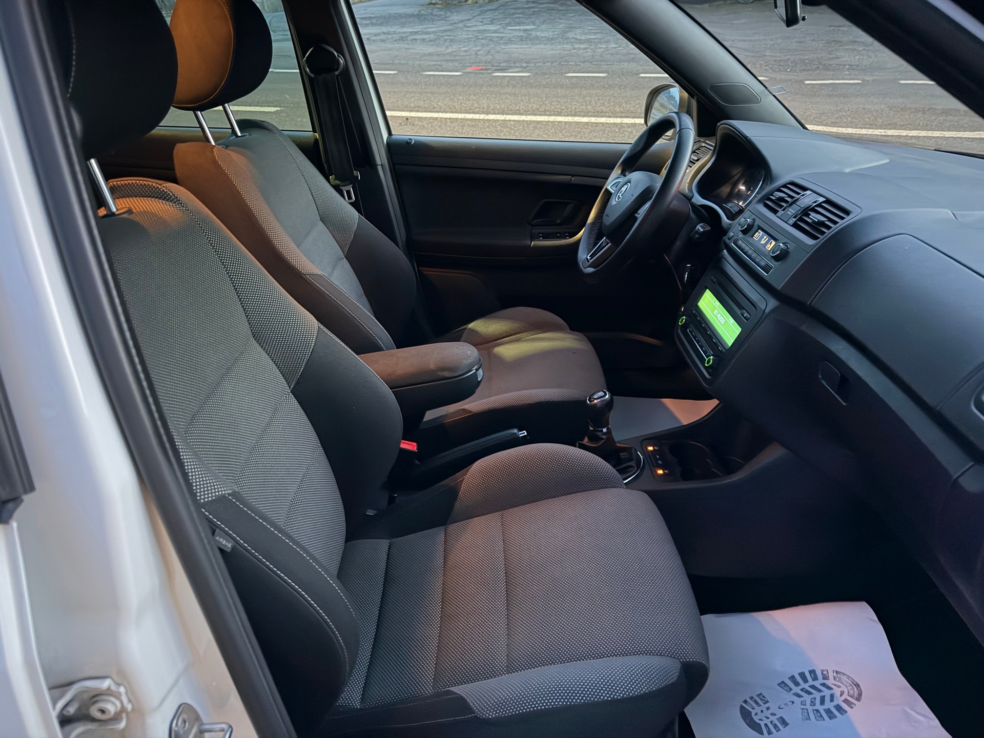 SKODA Fabia 1.2 TSI Monte Carlo-image-10