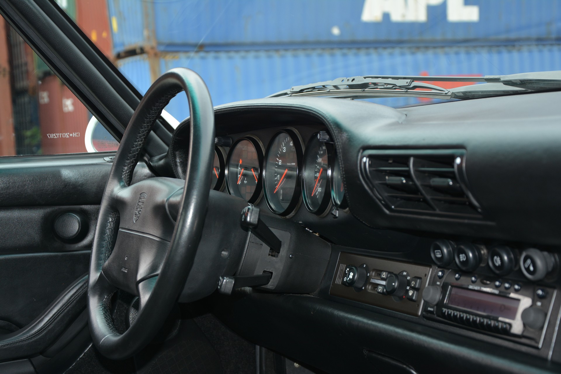 PORSCHE 911 Coupé 3.6 Turbo X50 430PS-image-21