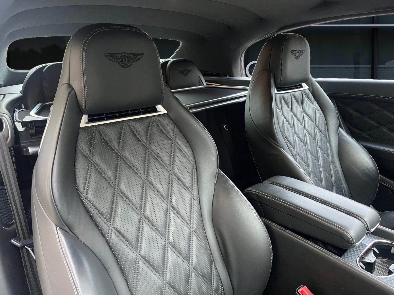 BENTLEY Continental GTC Speed 6.0 W12-image-12