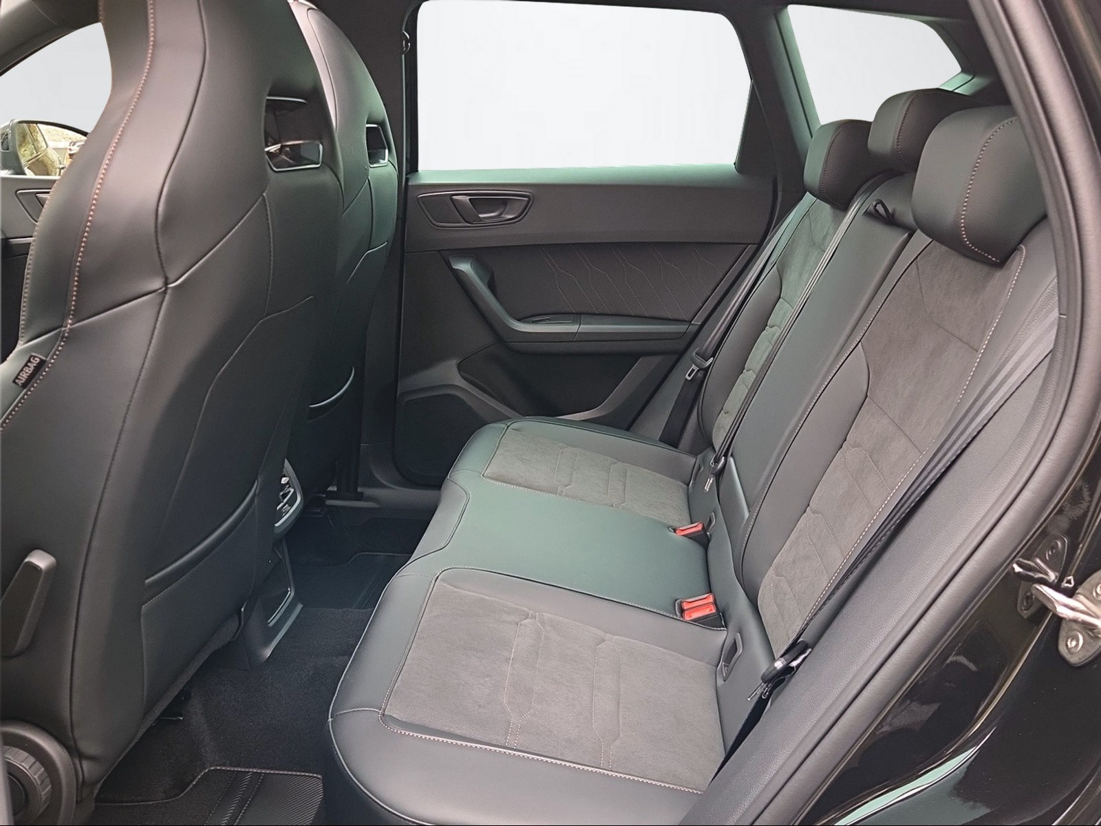CUPRA Ateca 2.0 TSI Inicio 4Drive DSG-image-10