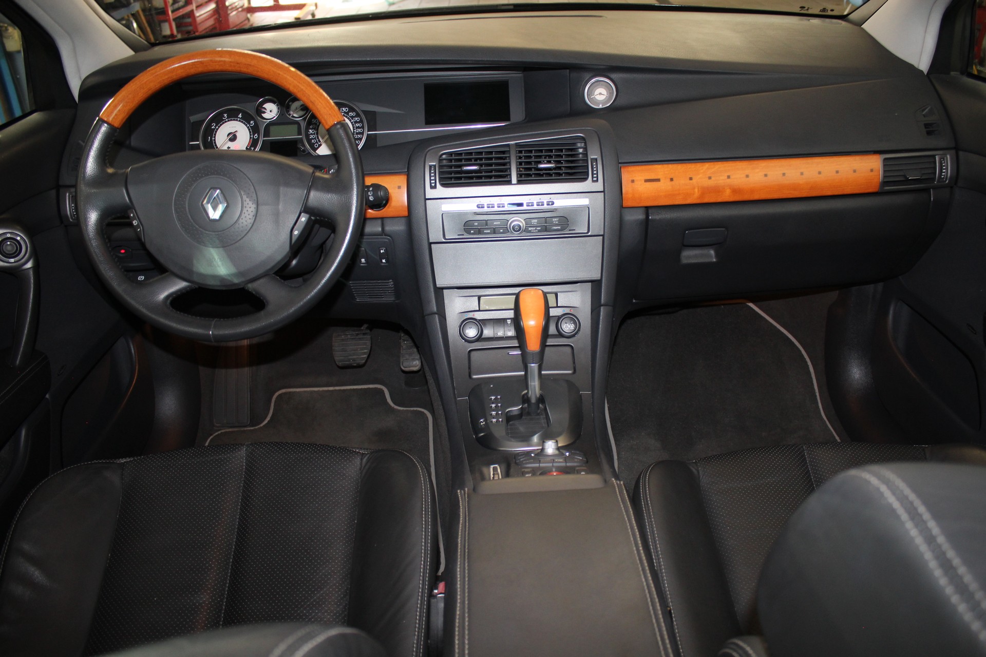 RENAULT Vel Satis 3.5 V6 Initiale Automatic-image-3