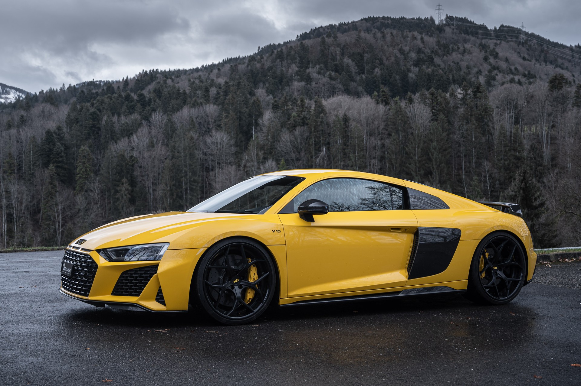 AUDI R8 Coupé performance Jaune Vegas S-Tronic-image-3
