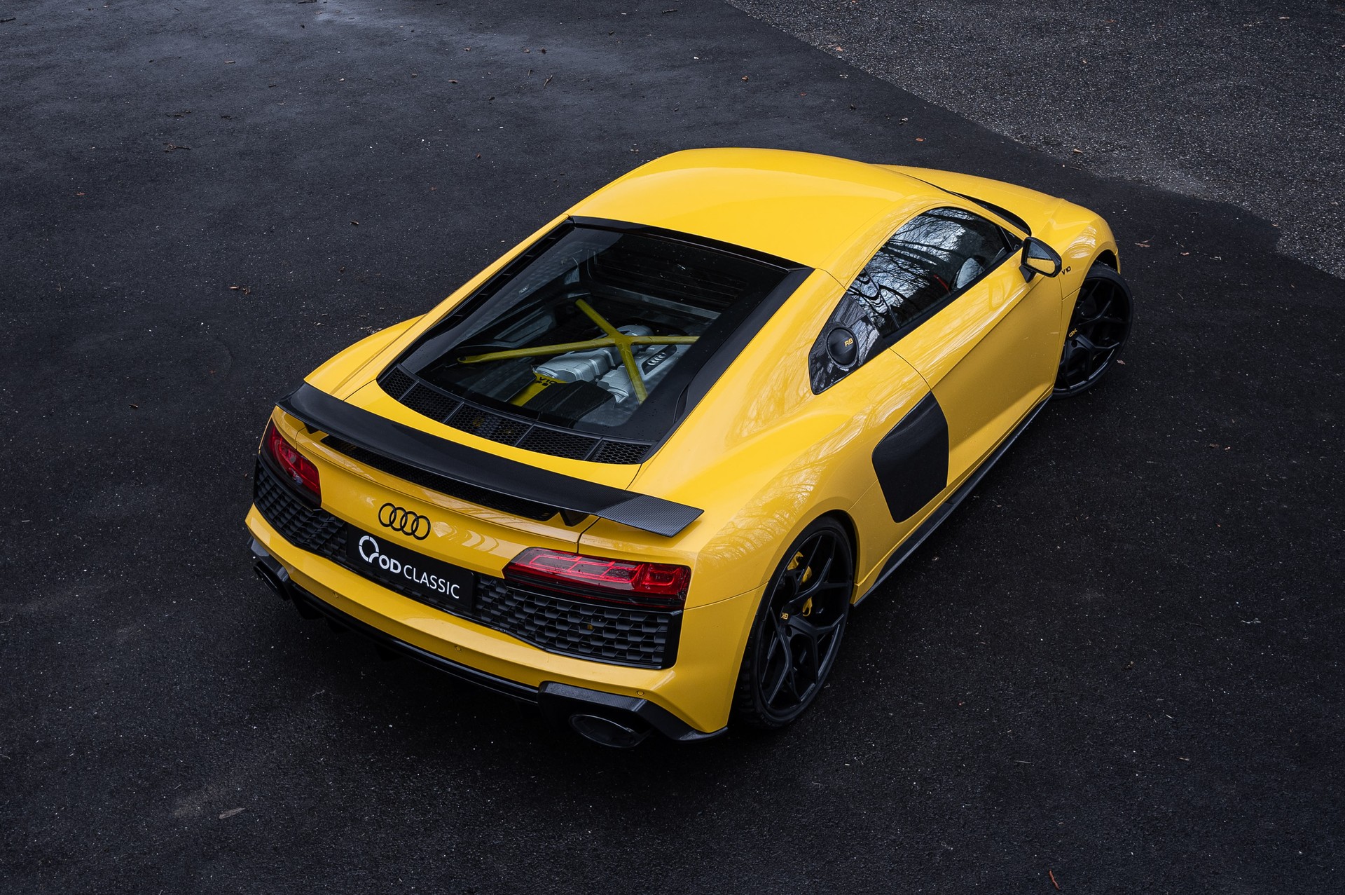 AUDI R8 Coupé performance Jaune Vegas S-Tronic-image-2