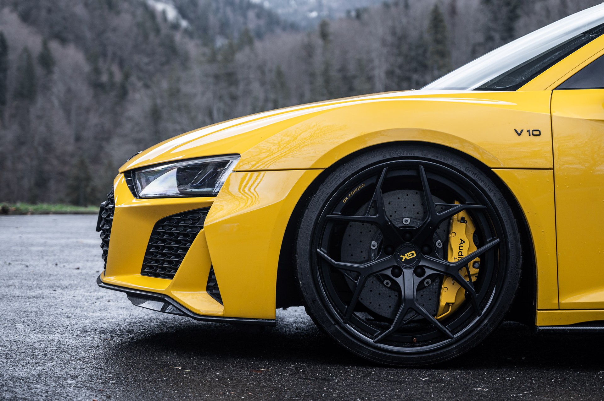 AUDI R8 Coupé performance Jaune Vegas S-Tronic-image-10