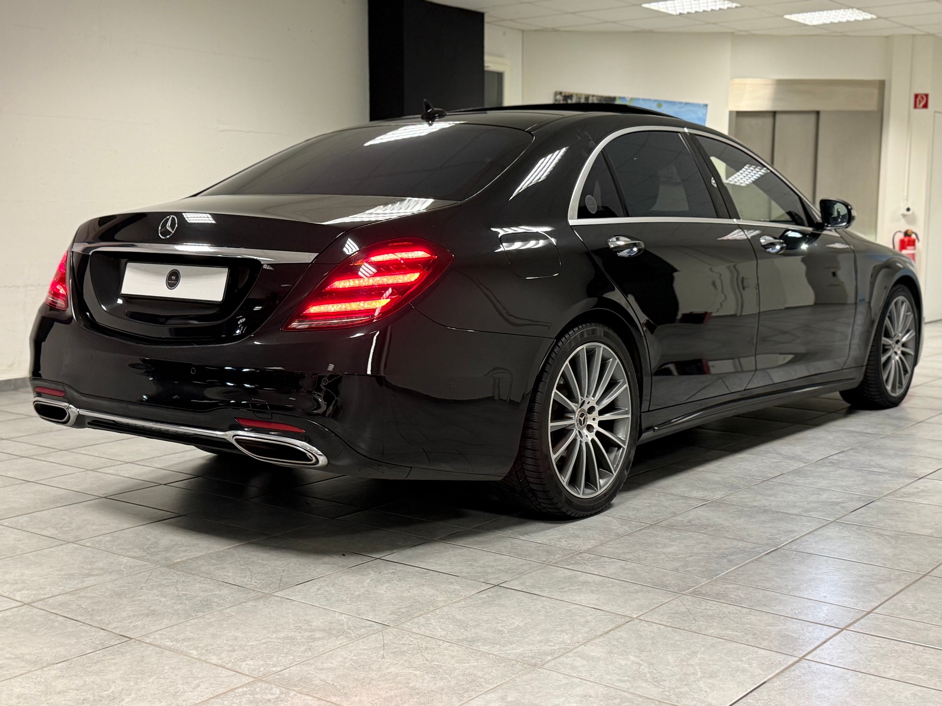 MERCEDES-BENZ S 450 4Matic 9G-Tronic-image-14