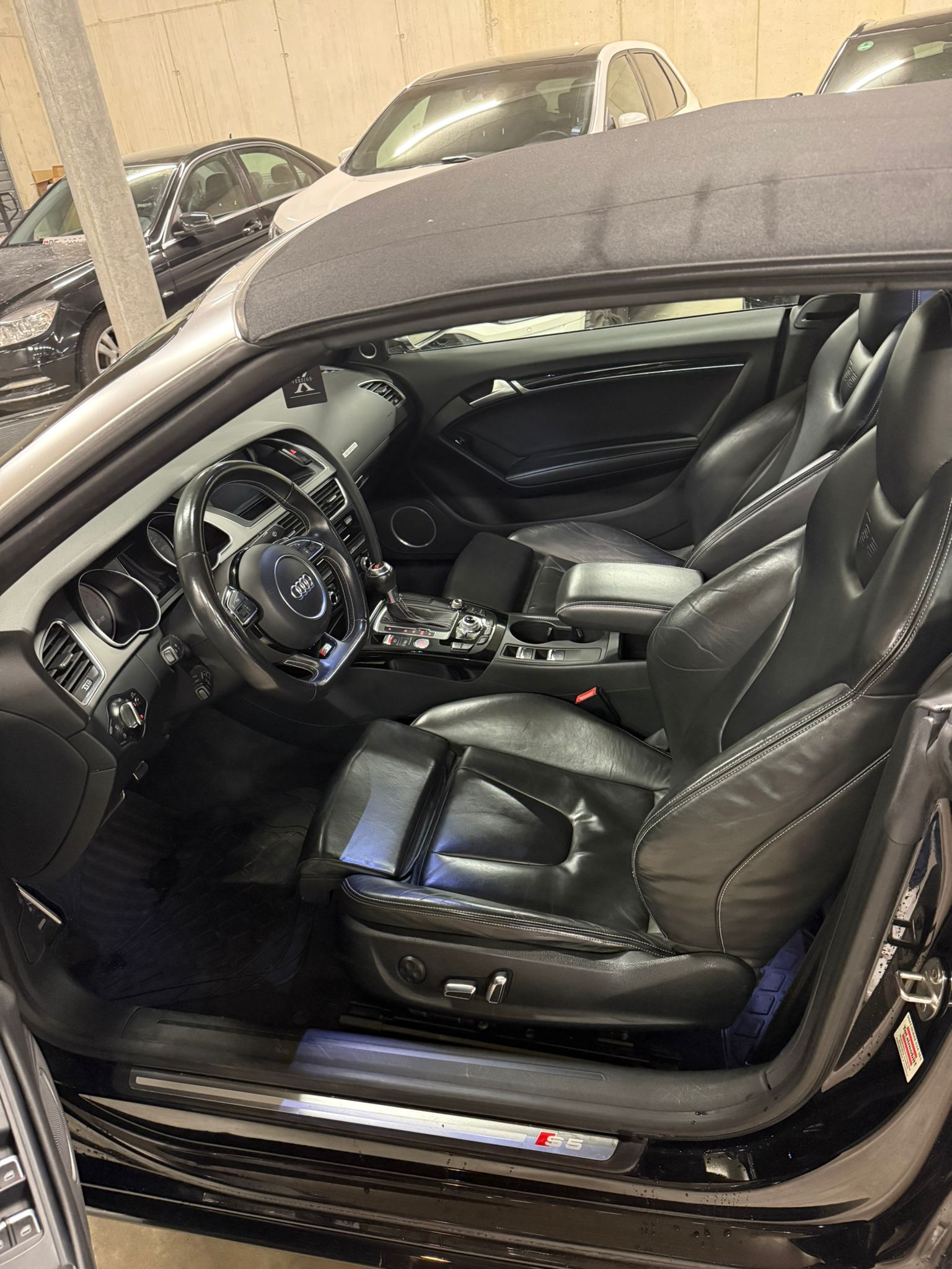 AUDI S5 Cabrio 3.0 TFSI quattro S-tronic-image-13