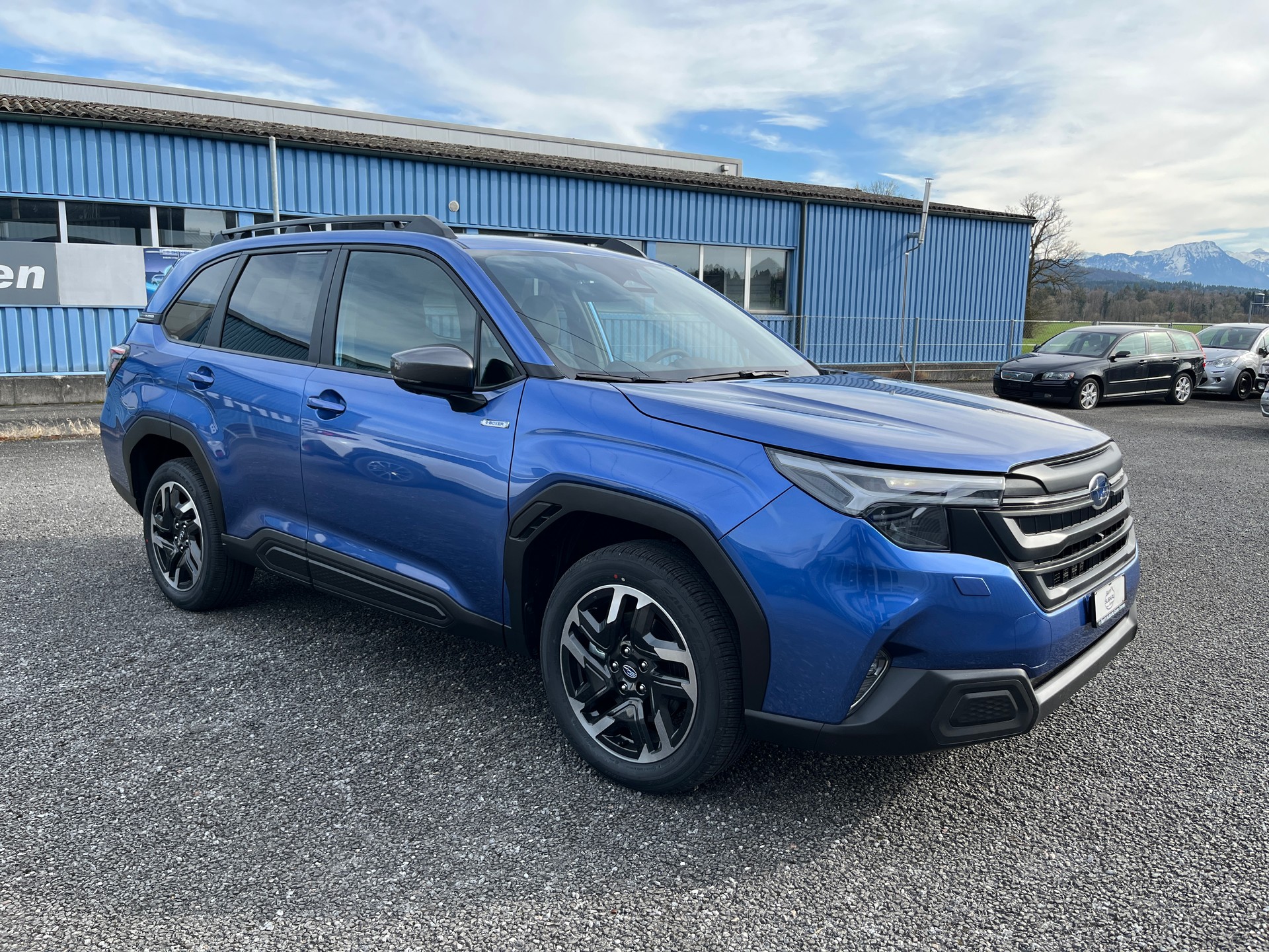 SUBARU Forester 2.0i e-Boxer Swiss Plus Lineartronic-image-8