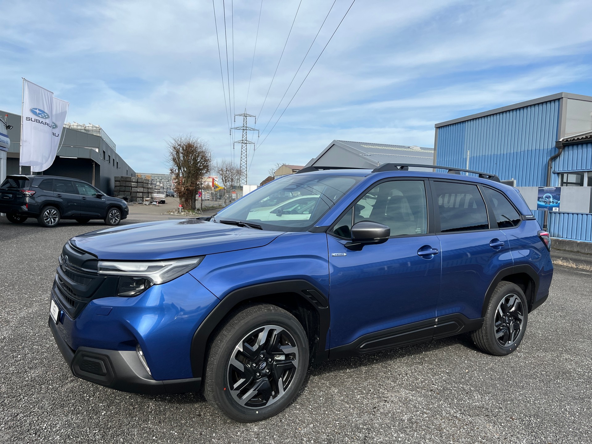 SUBARU Forester 2.0i e-Boxer Swiss Plus Lineartronic-image-4