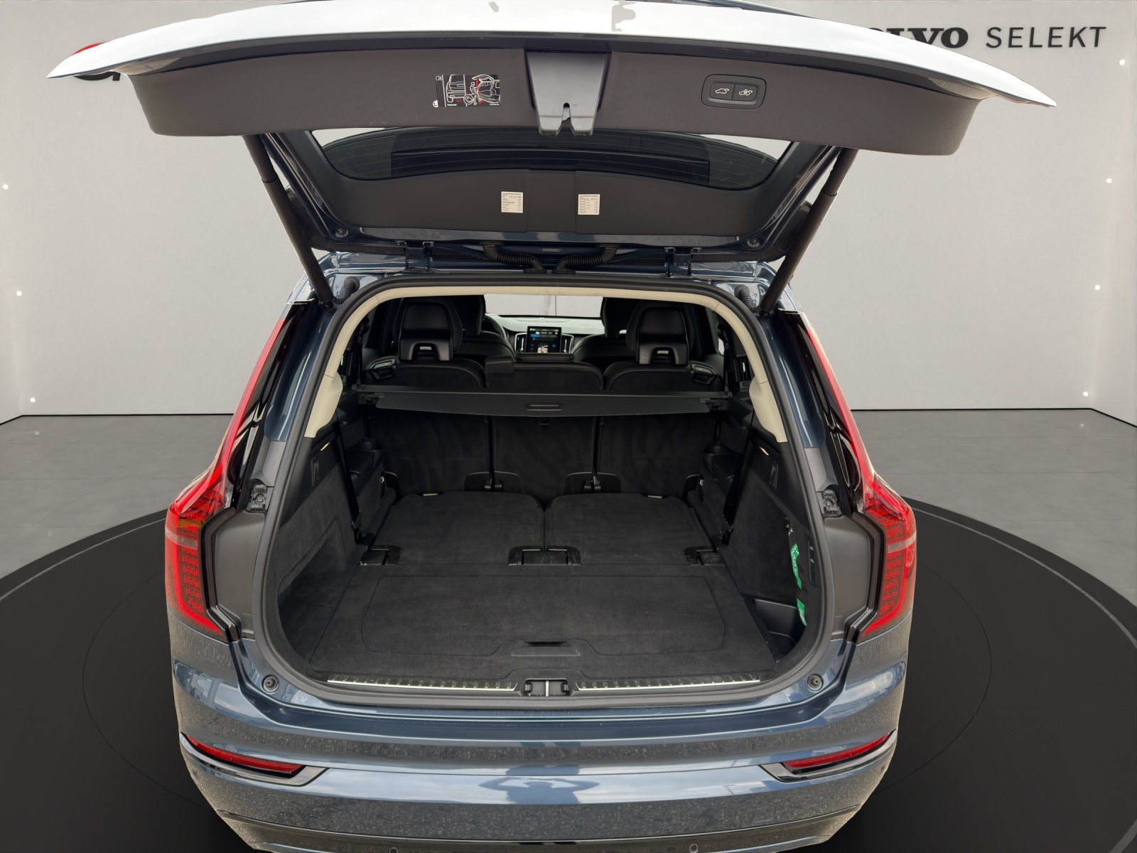 VOLVO XC90 2.0 T8 TE Plus Dark eAWD .-image-6