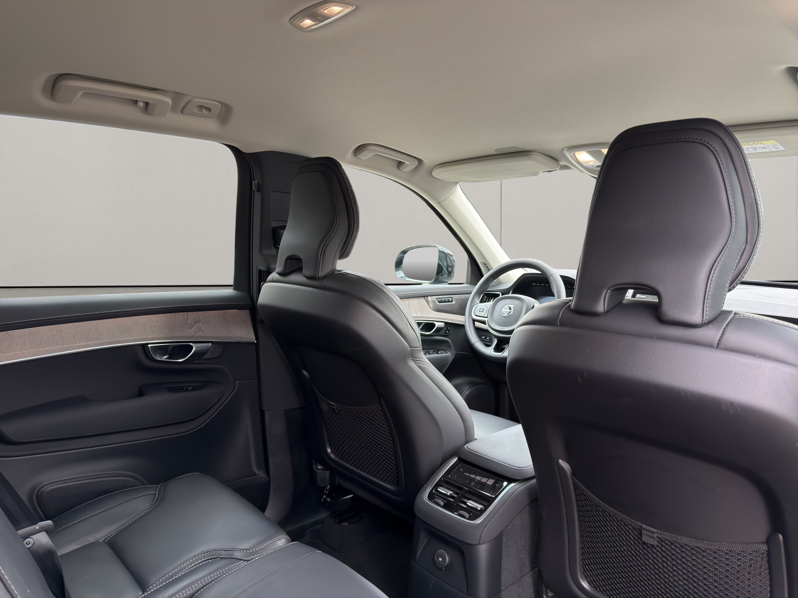 VOLVO XC90 2.0 T8 TE Plus Dark eAWD .-image-12