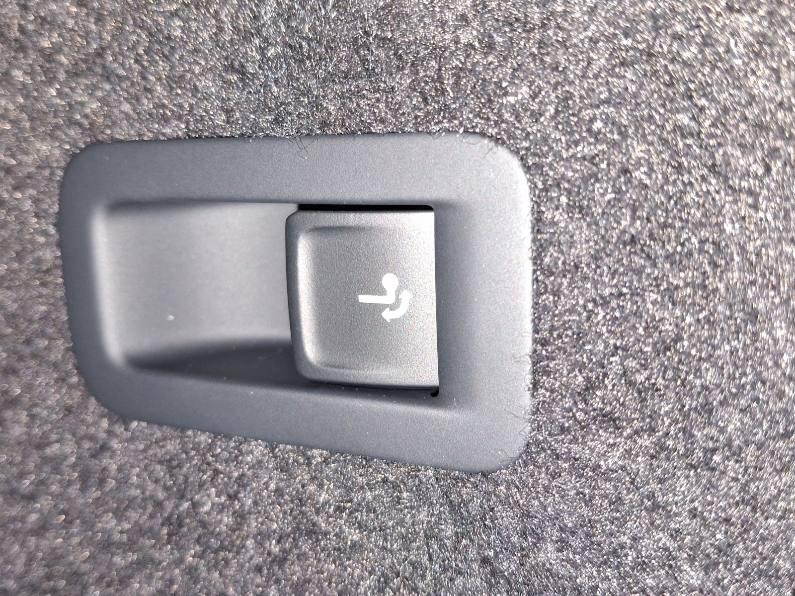 SKODA Kodiaq 2.0 TSI Selection 4x4-image-13