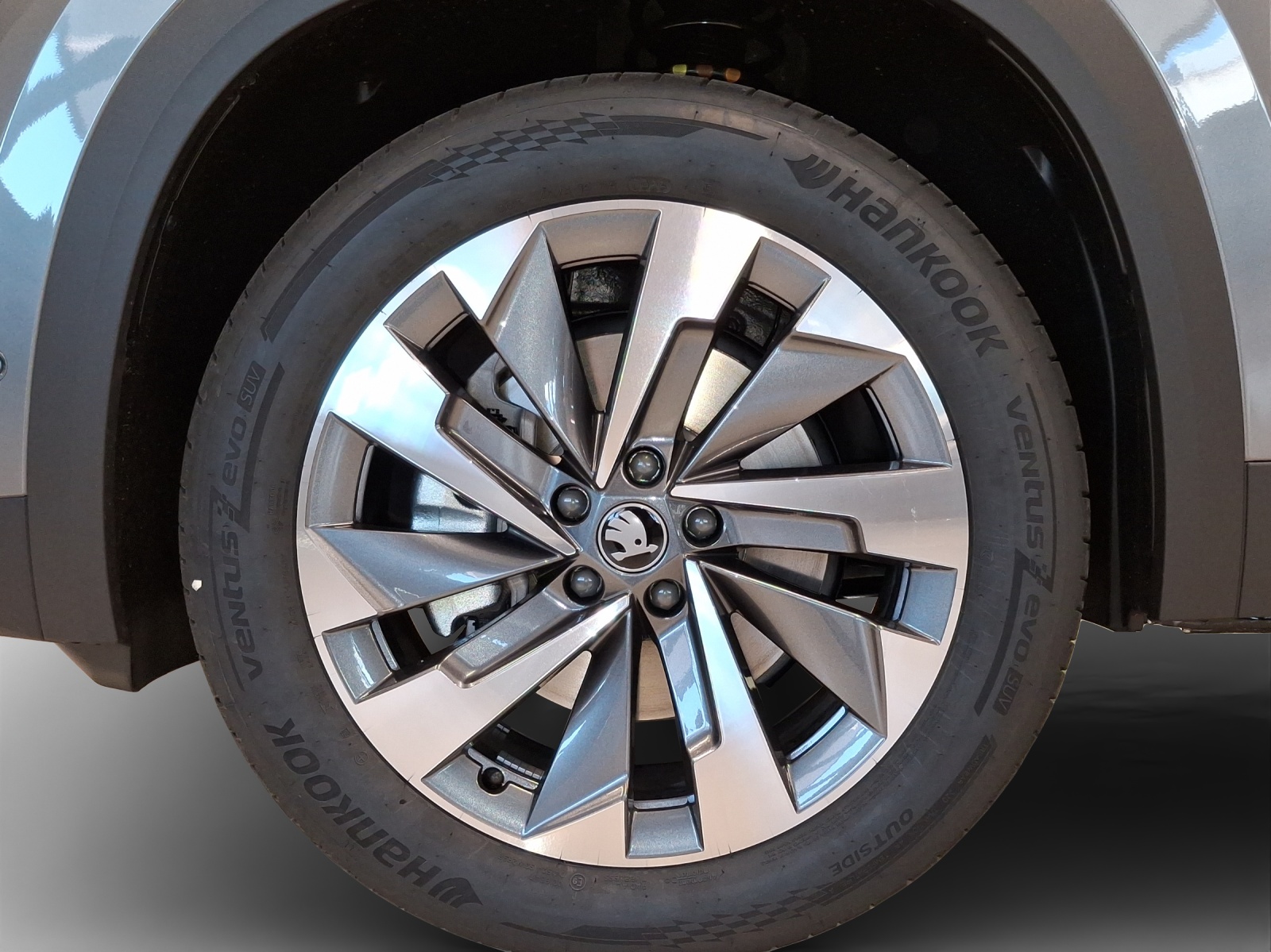 SKODA Kodiaq 2.0 TSI Selection 4x4-image-14