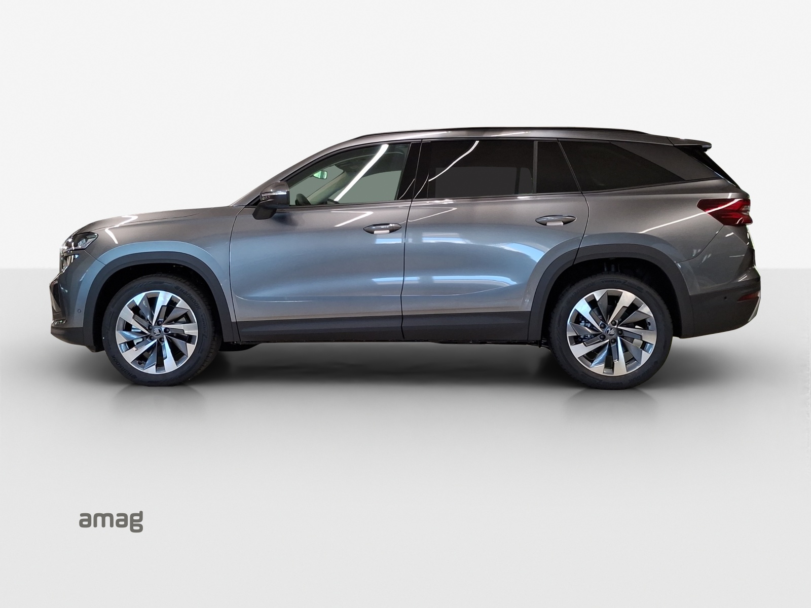 SKODA Kodiaq 2.0 TSI Selection 4x4-showroom-element-1