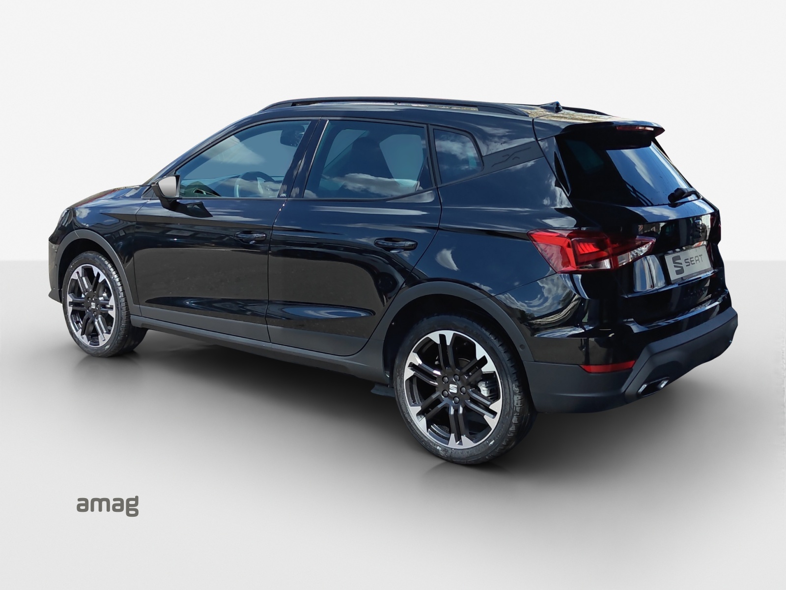 SEAT Arona 1.5 Eco TSI FR DSG-image-2