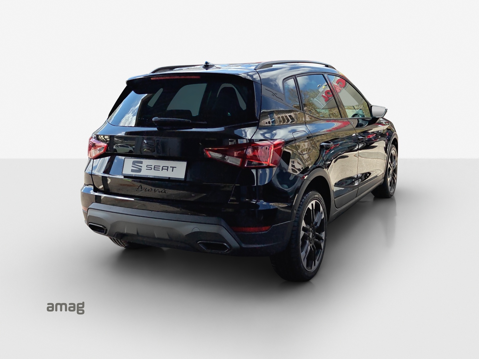 SEAT Arona 1.5 Eco TSI FR DSG-image-4
