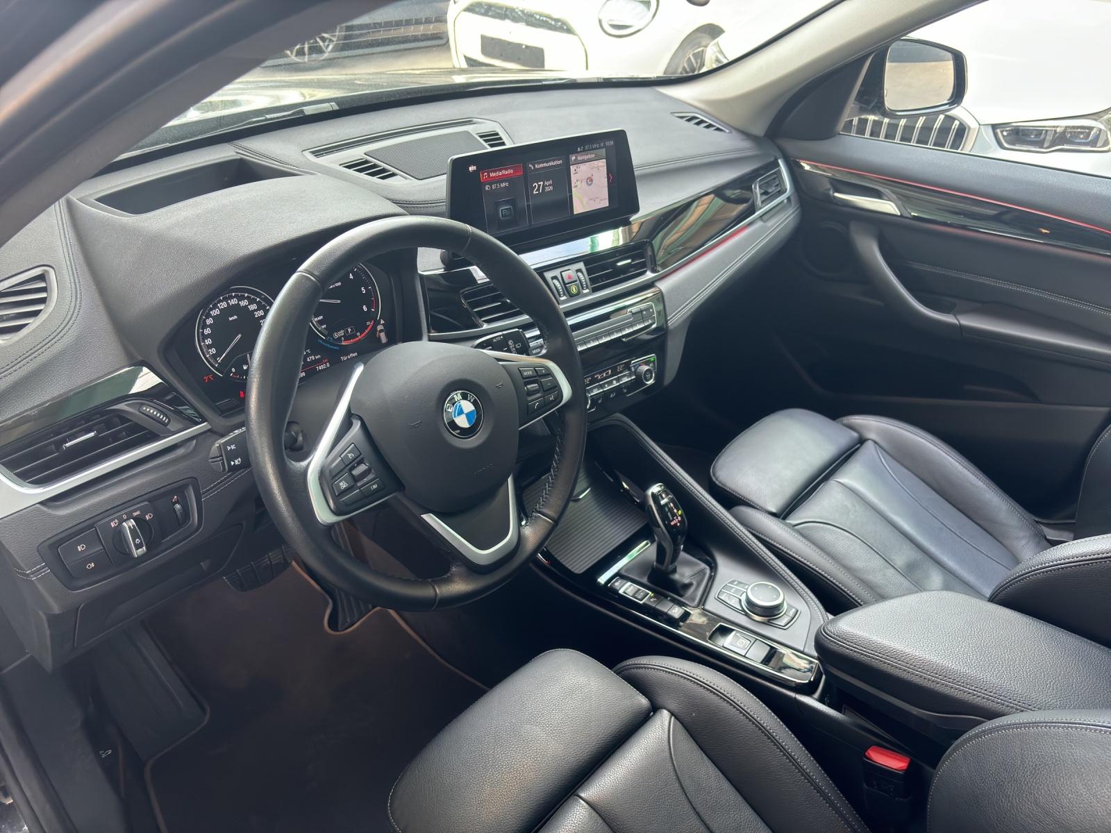 BMW X1 18d xDrive-image-21