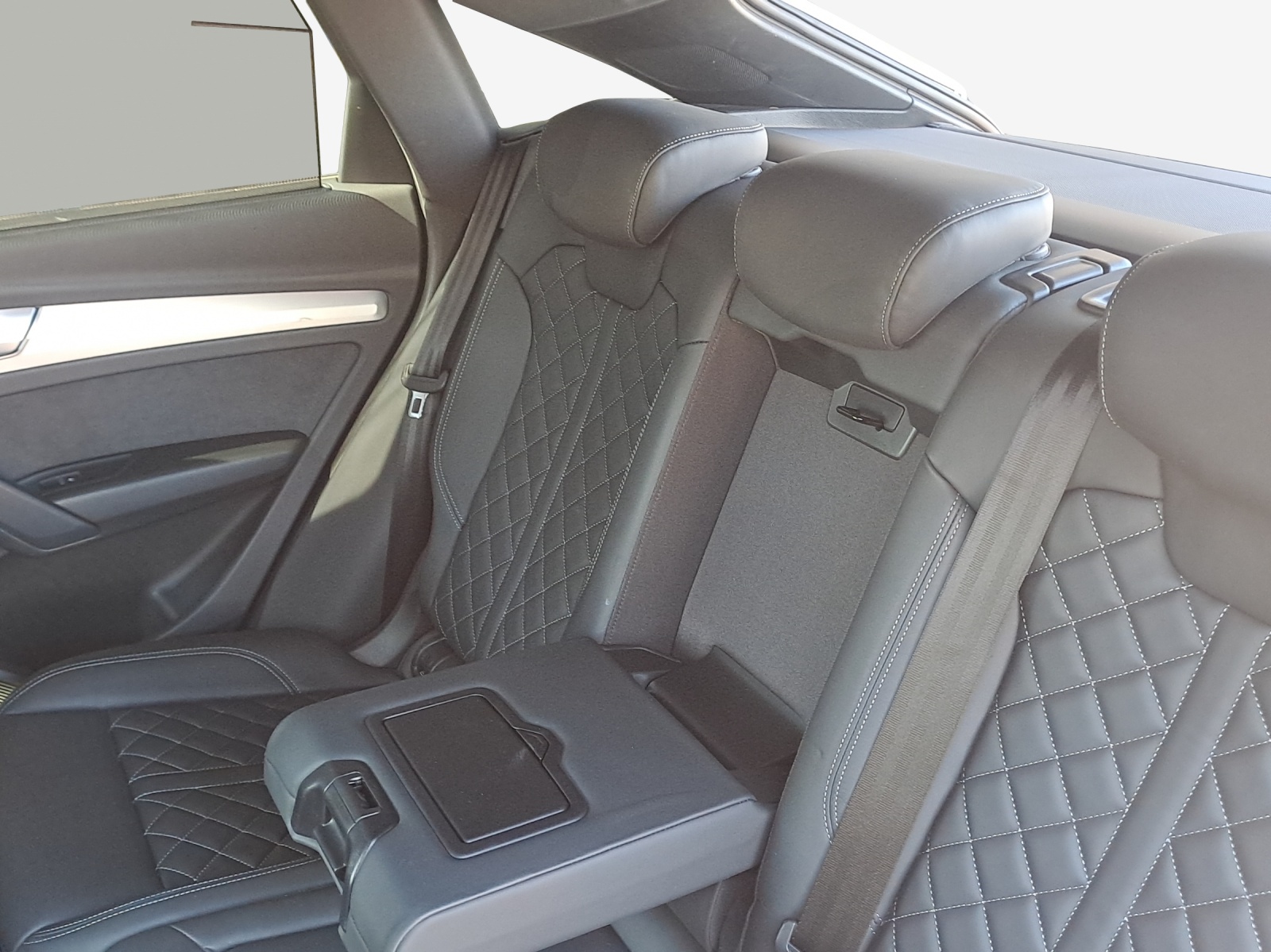 AUDI Q5 Sportback 50 TFSI e PHEV S line quattro S-tronic-image-12