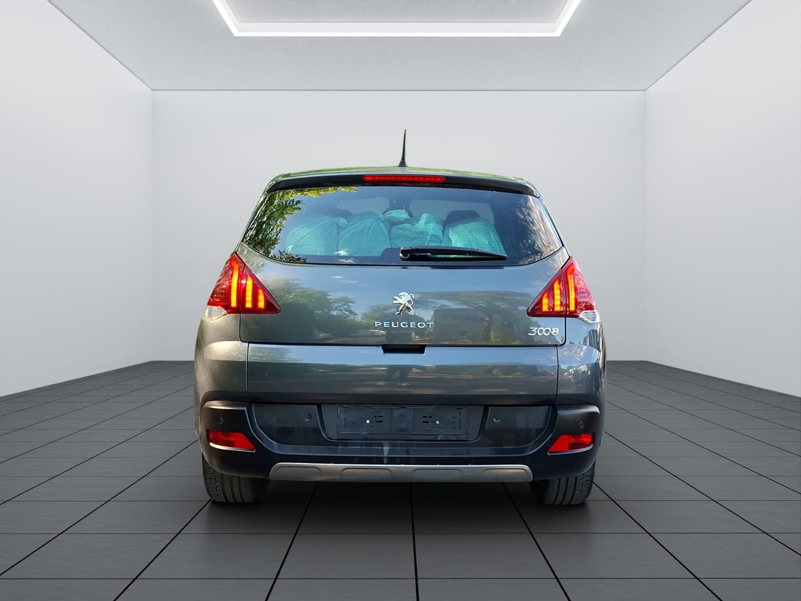 PEUGEOT 3008 1.6 16V T Platinum-image-5