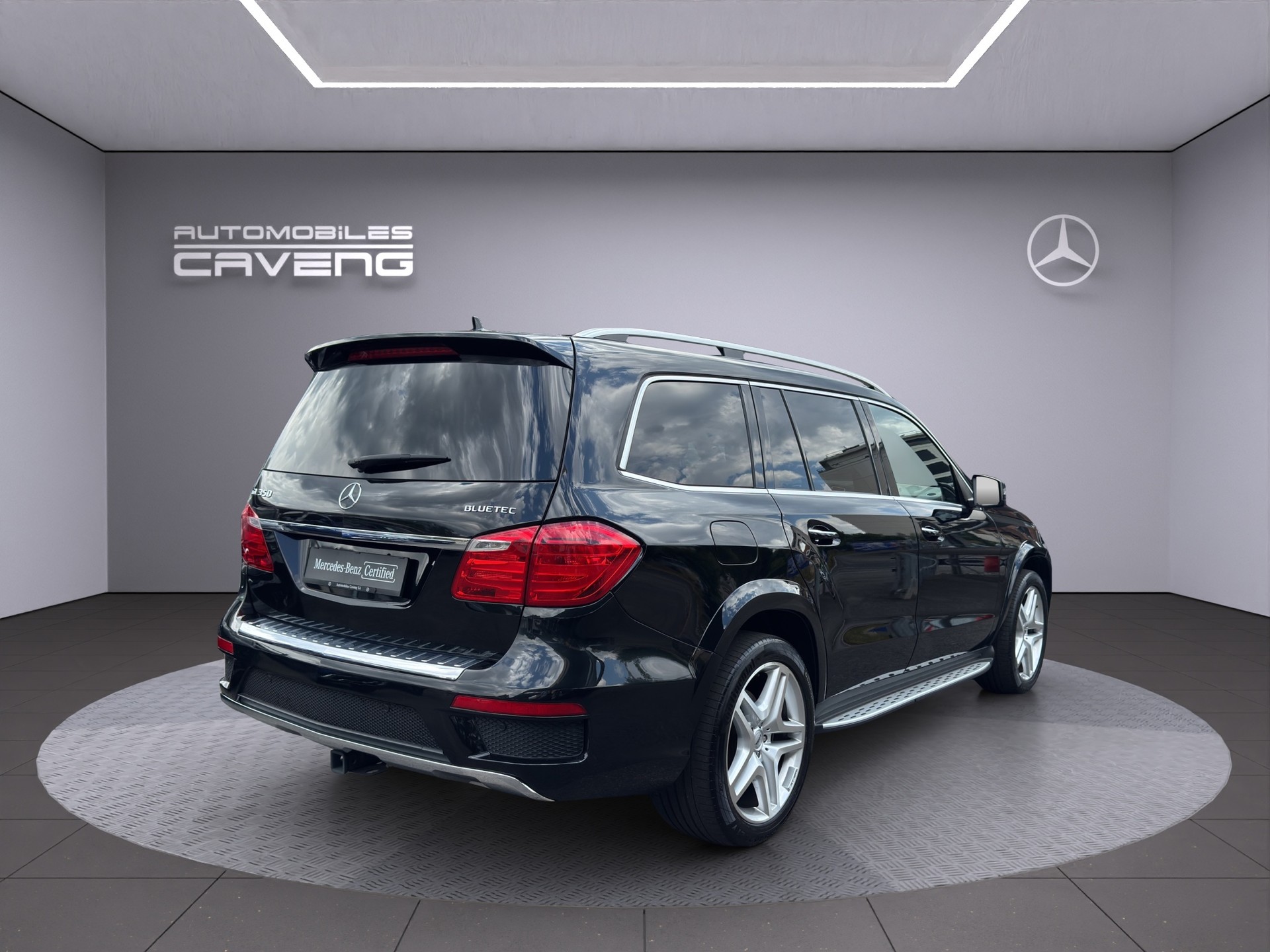 MERCEDES-BENZ GL 350 BlueTEC 4Matic 7G-TRONIC-image-4