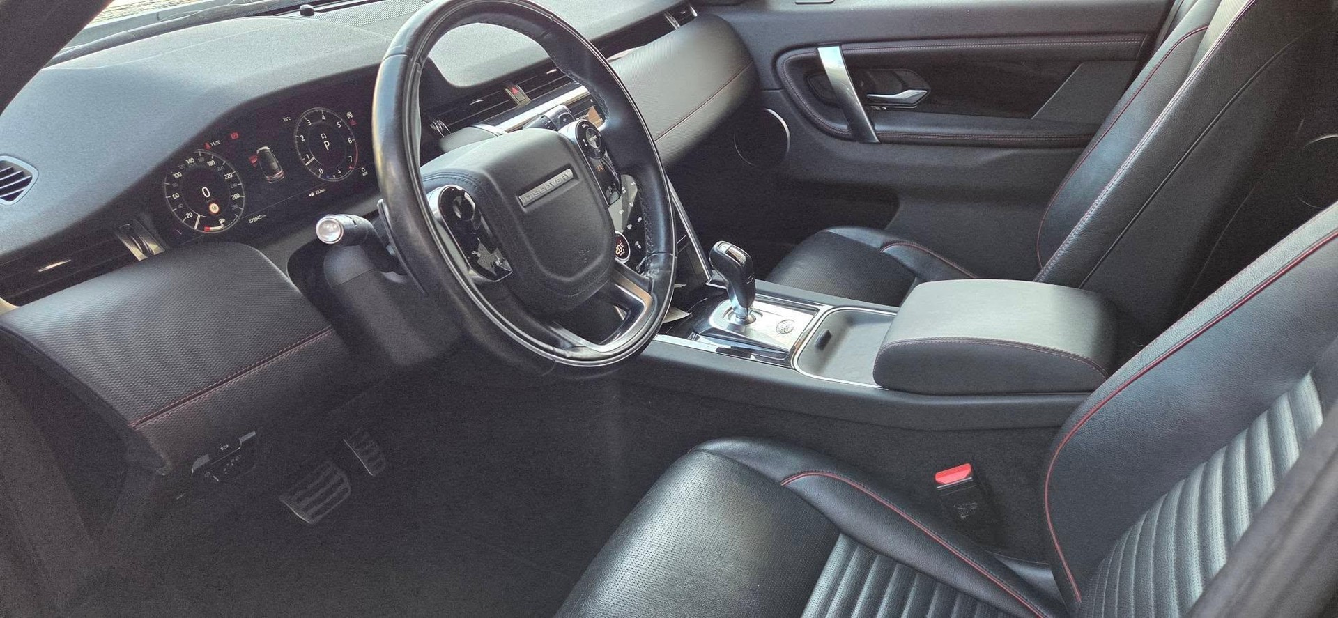 LAND ROVER Discovery Sport 2.0-image-4