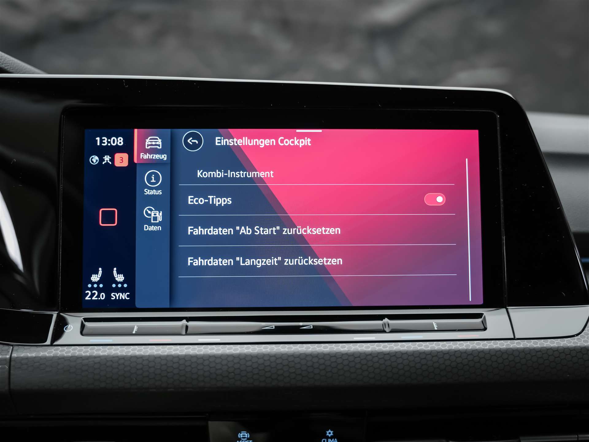 VW Golf VIII 2.0 TSI GTI DSG *Lenkrad Heizung*Sitzheizung*Rückfahrkamera*-image-30