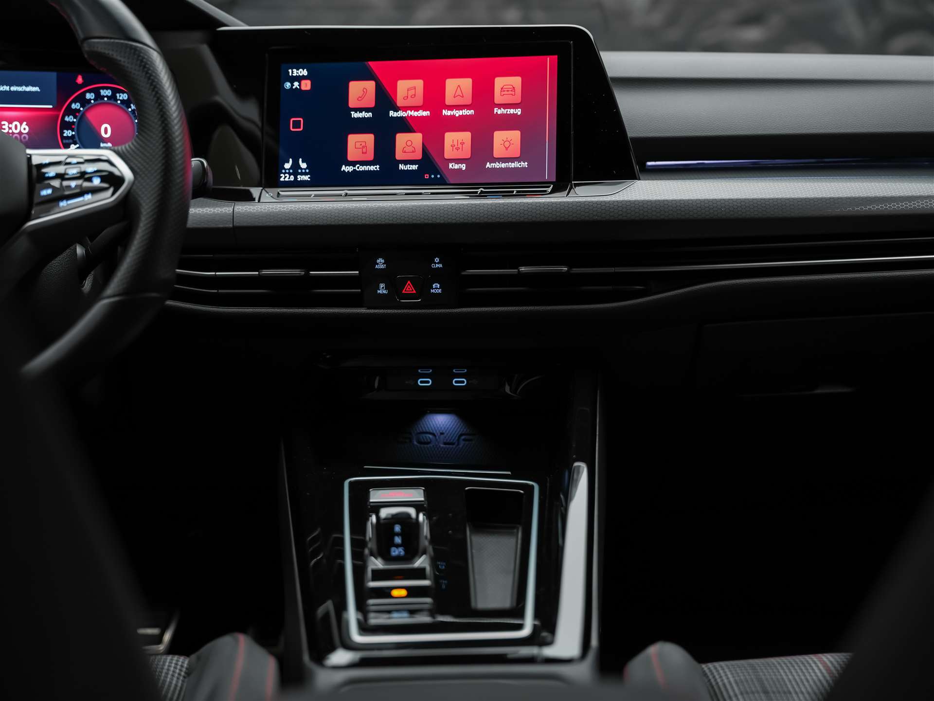 VW Golf VIII 2.0 TSI GTI DSG *Lenkrad Heizung*Sitzheizung*Rückfahrkamera*-image-21