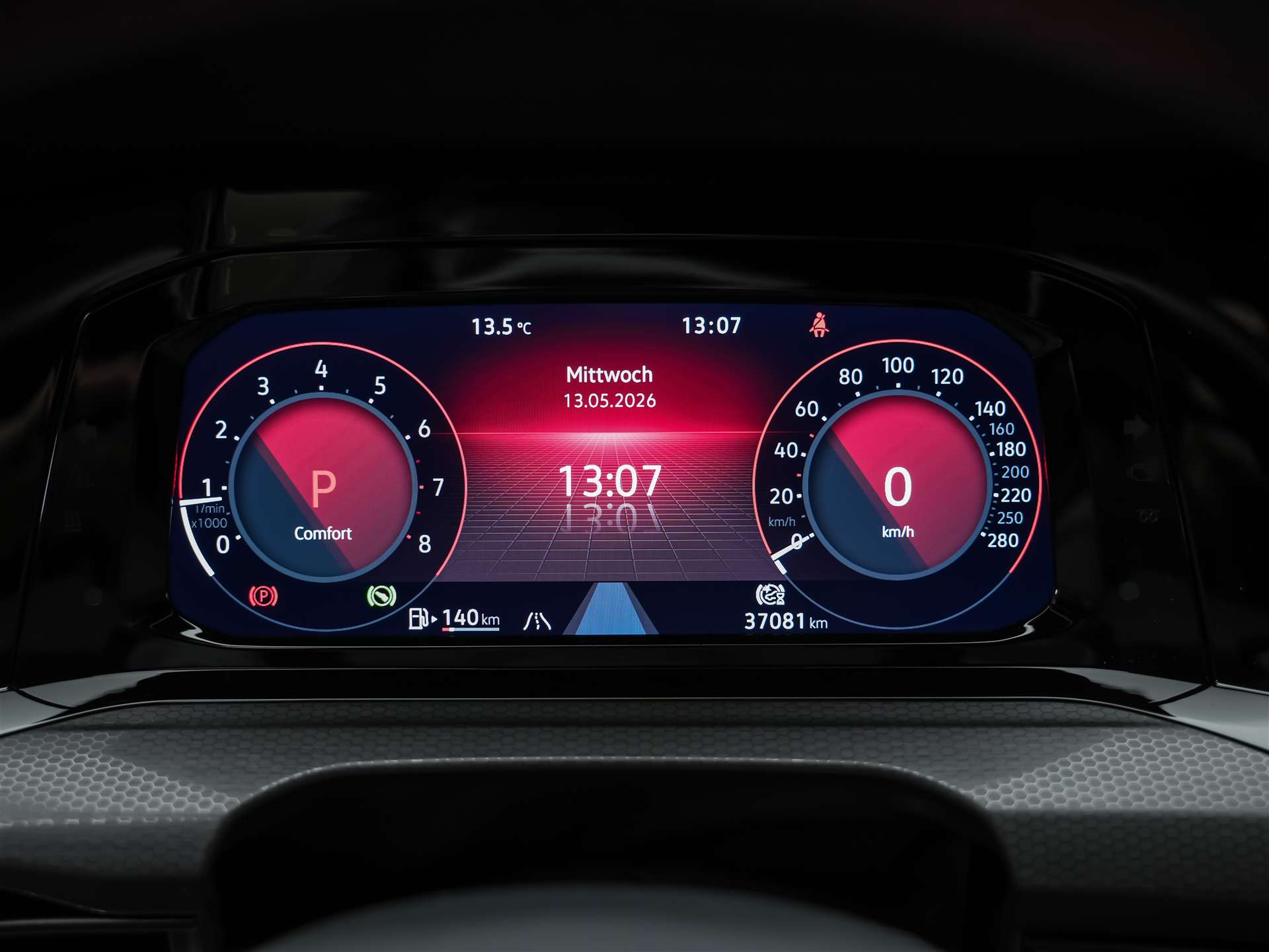 VW Golf VIII 2.0 TSI GTI DSG *Lenkrad Heizung*Sitzheizung*Rückfahrkamera*-image-28