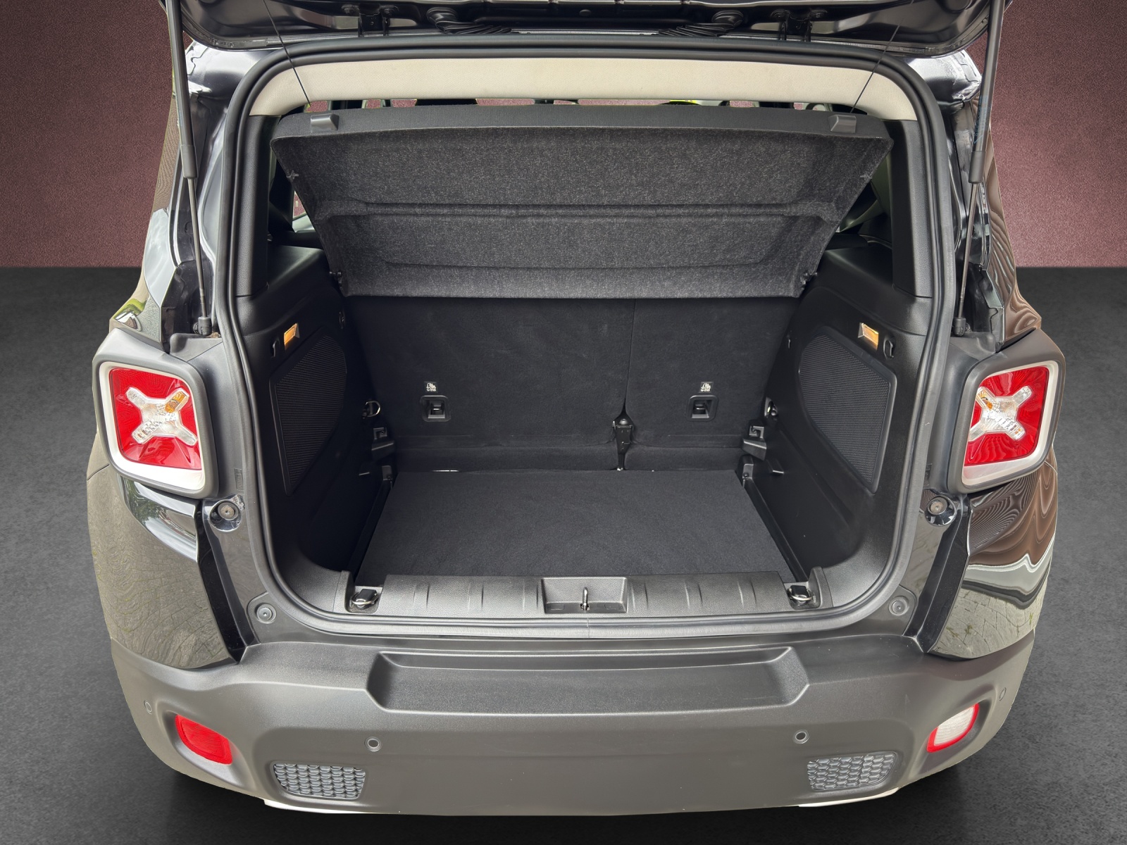 JEEP Renegade 2.0 CRD Limited AWD-image-13