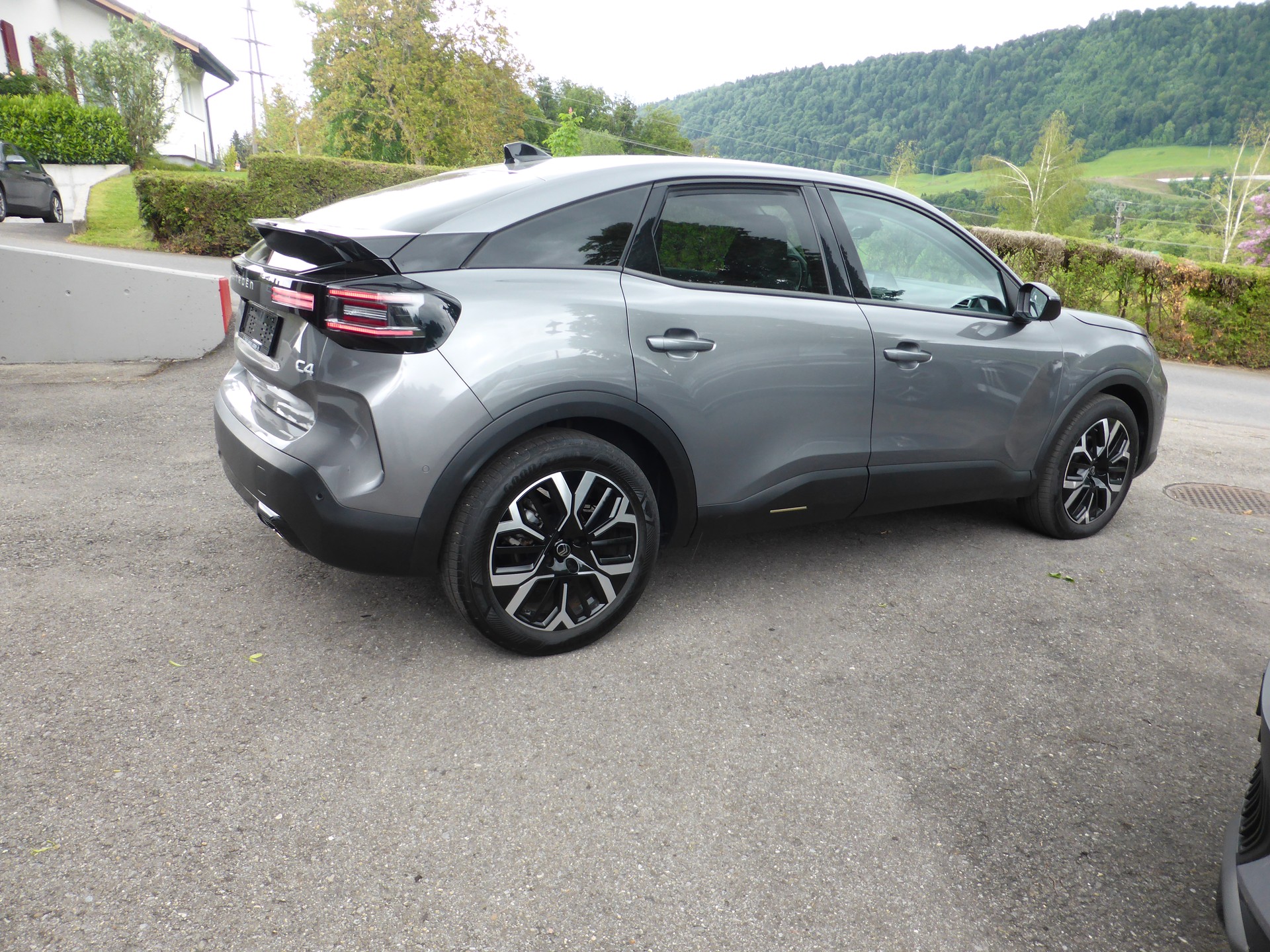 CITROEN C 4 1.2 130 MAX EAT8-image-5