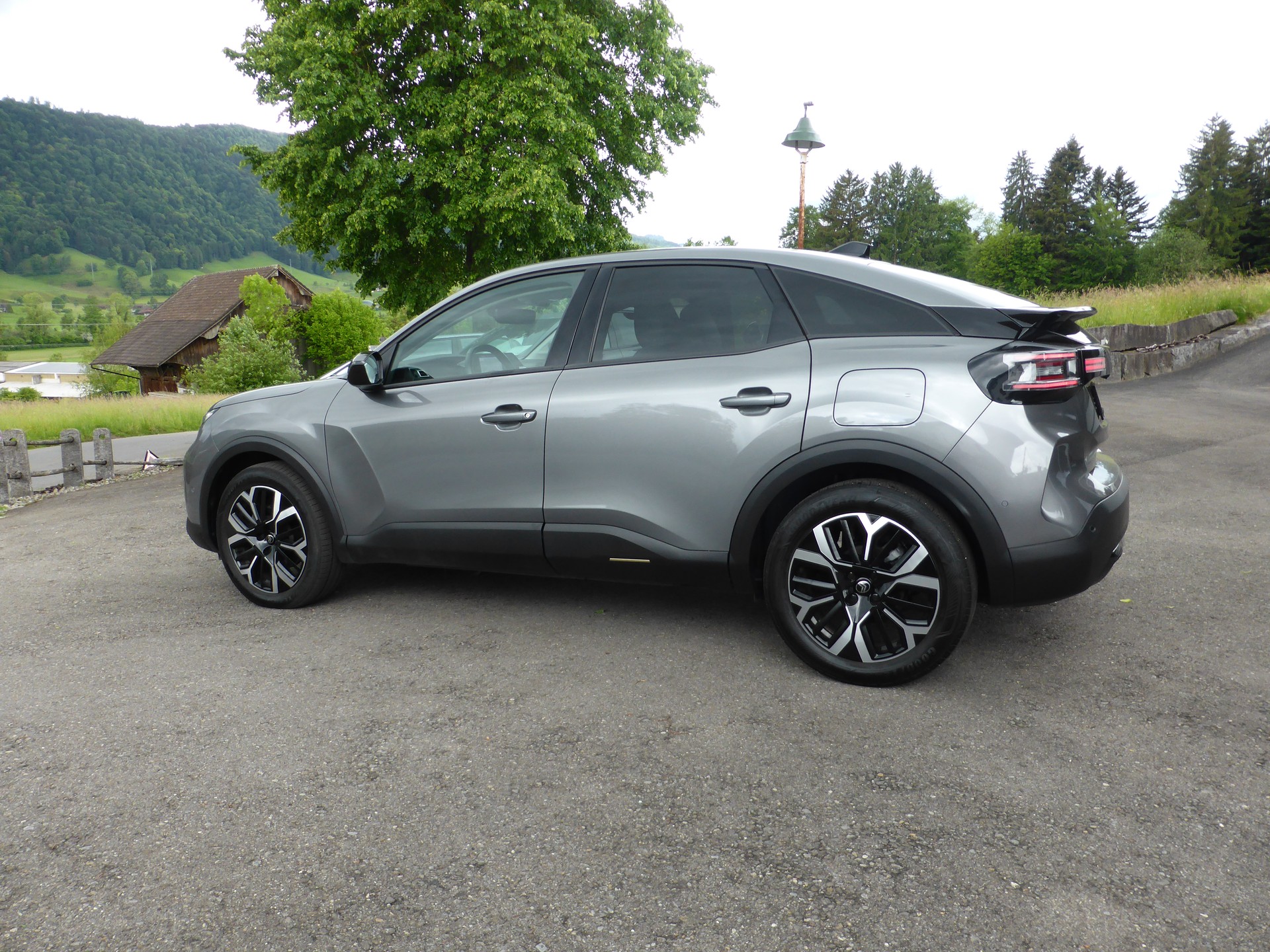 CITROEN C 4 1.2 130 MAX EAT8-image-2